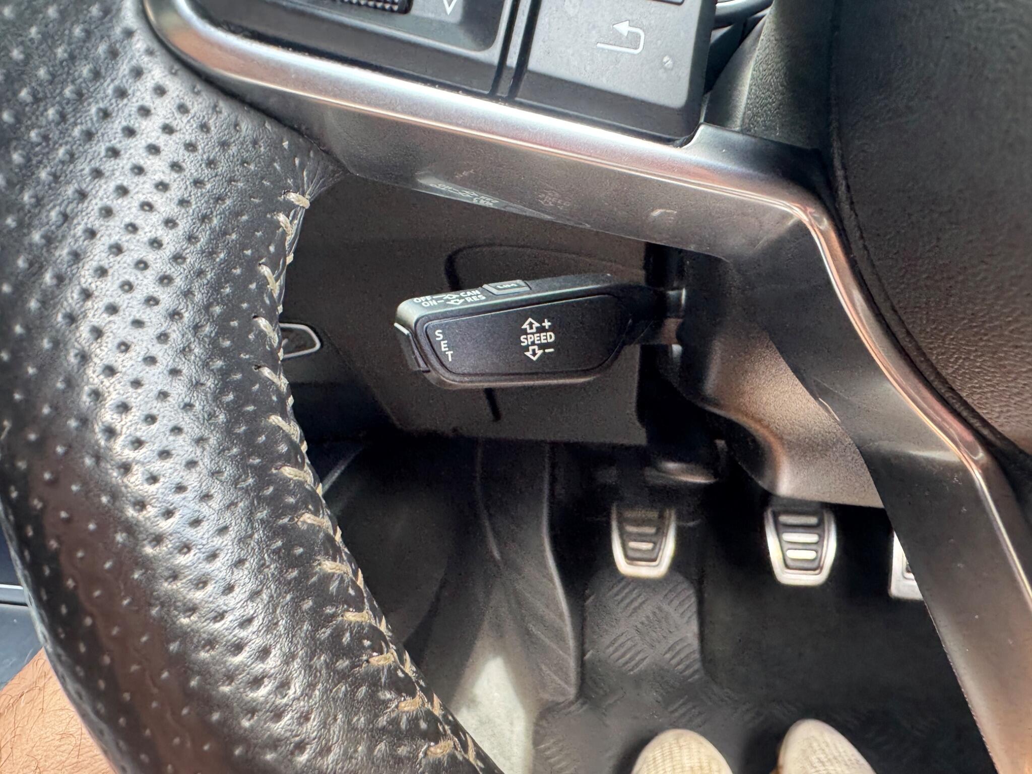 Audi TT view 38