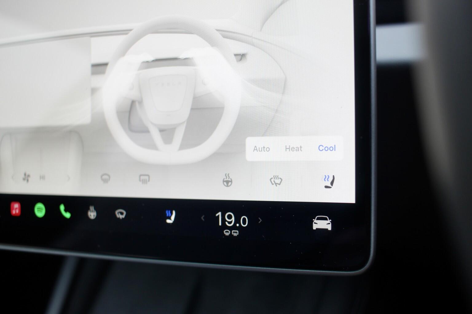 Tesla Model 3 view 26