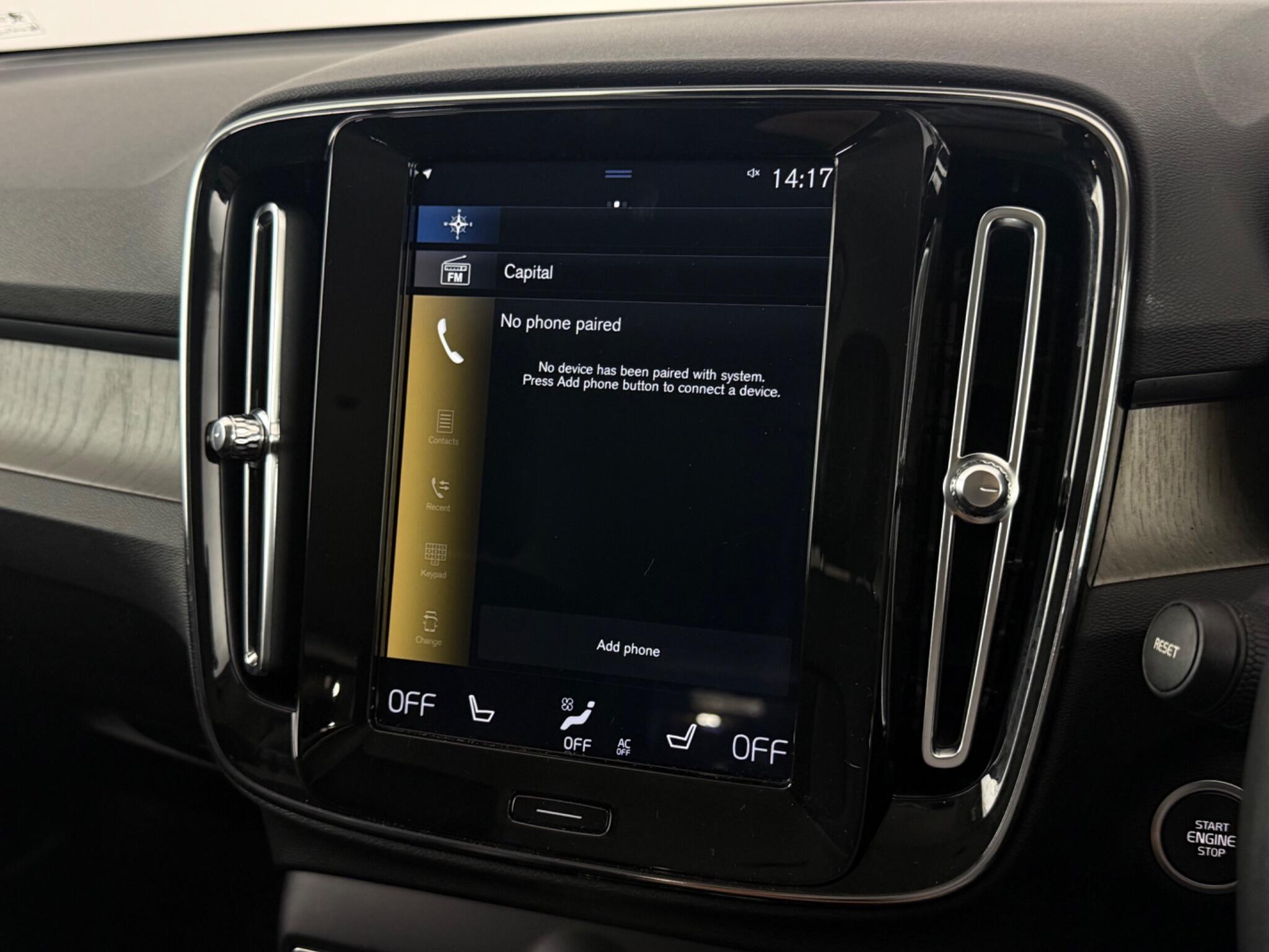 Volvo XC40 view 25
