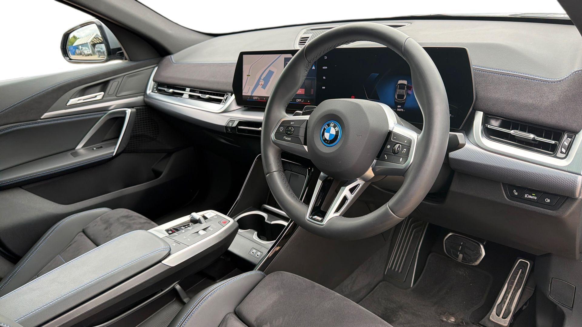 BMW Ix2 view 6