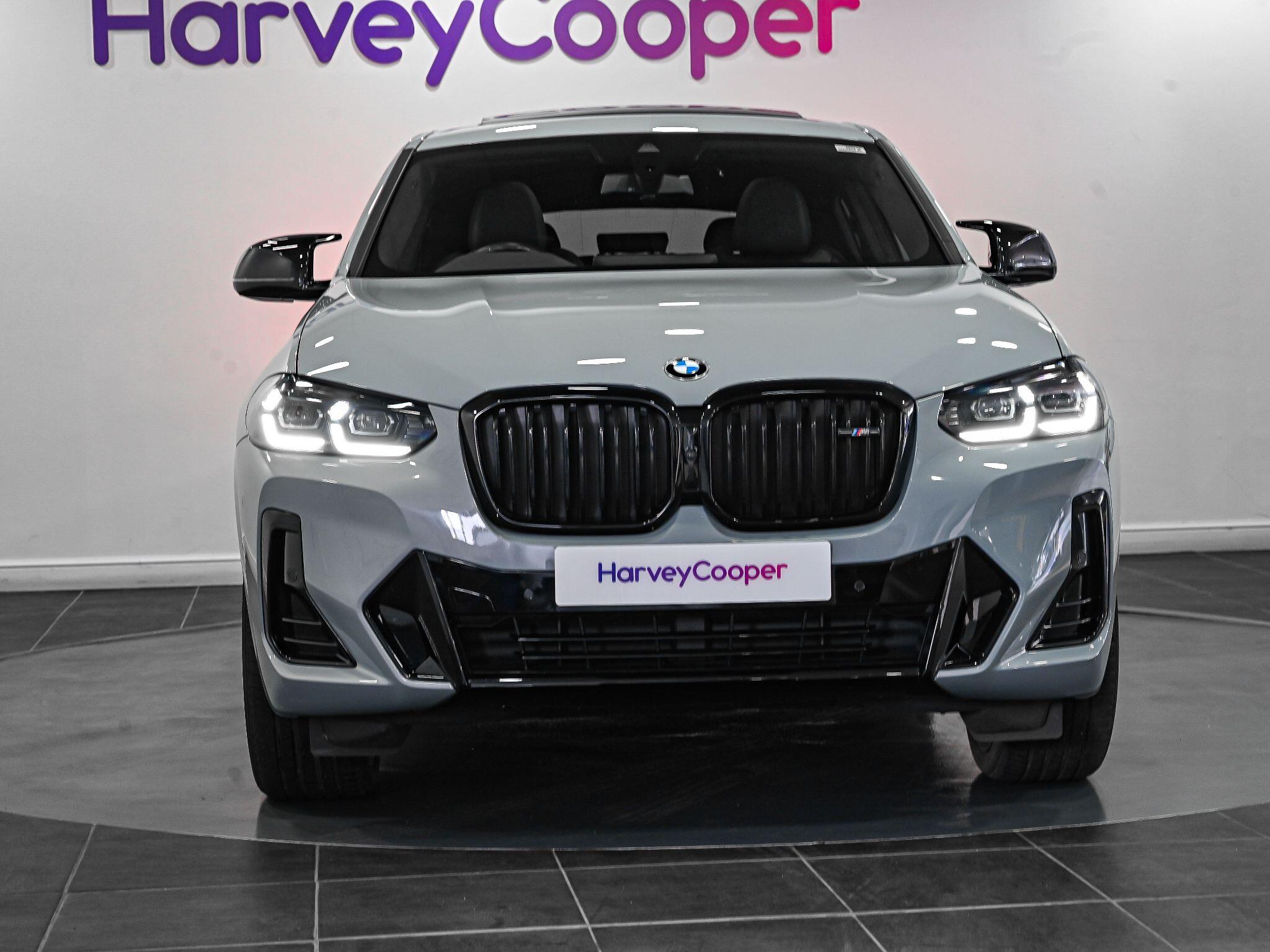 BMW X4 view 20