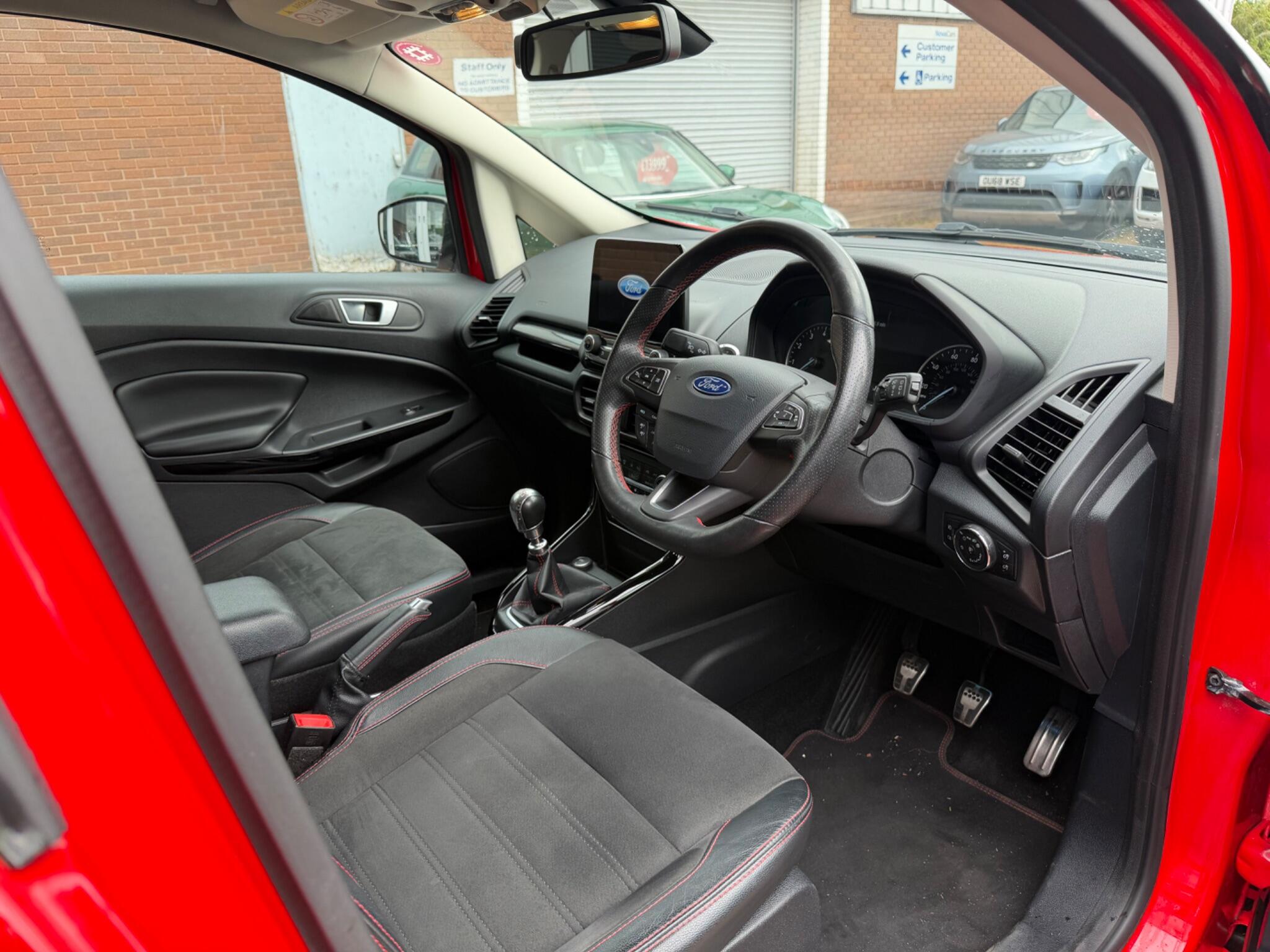Ford Ecosport view 85