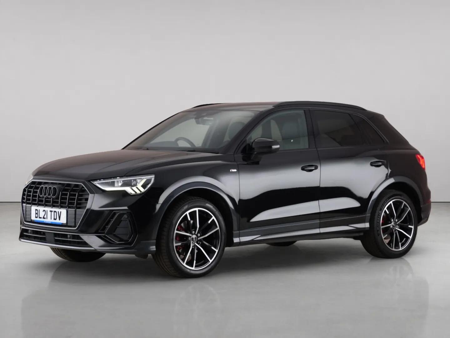 Audi Q3 view 2