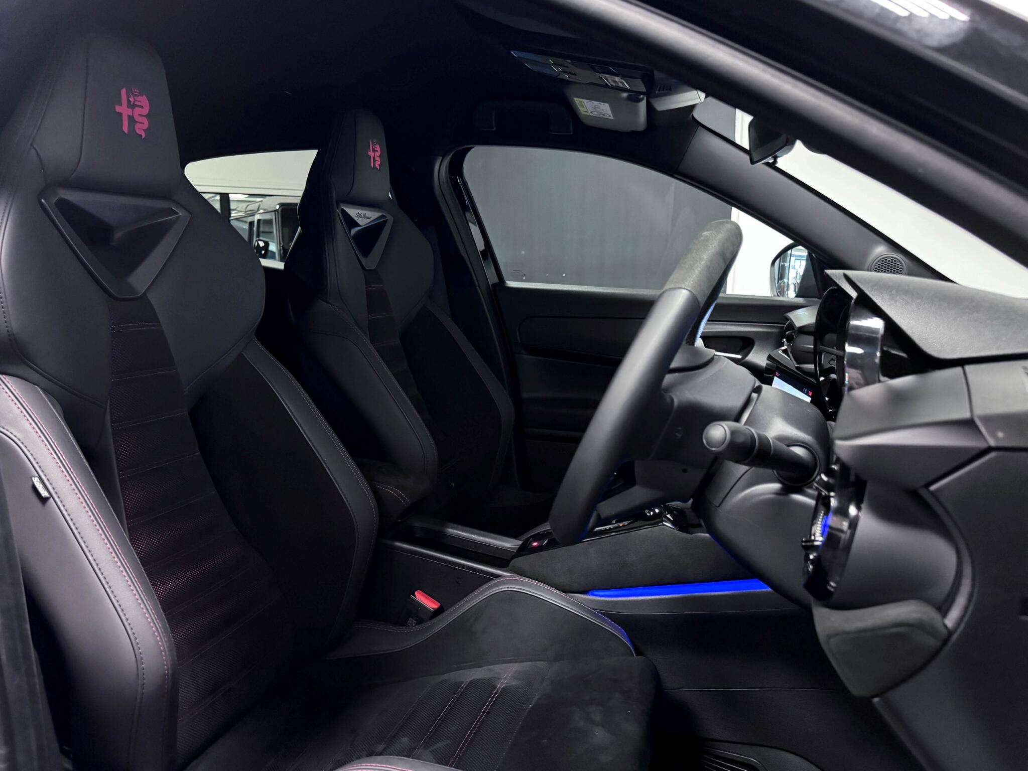 Alfa Romeo Junior view 26
