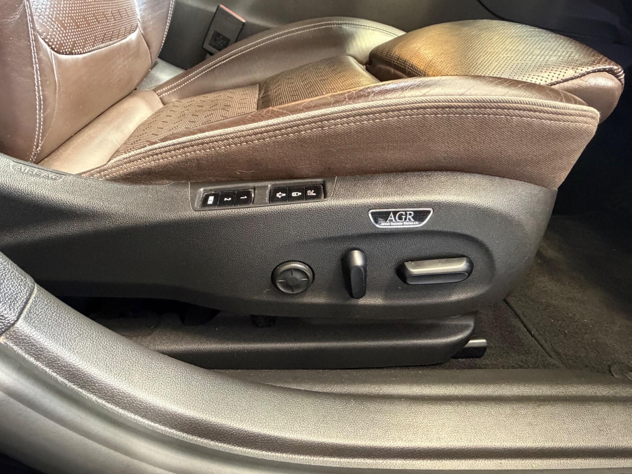 Vauxhall Insignia view 32