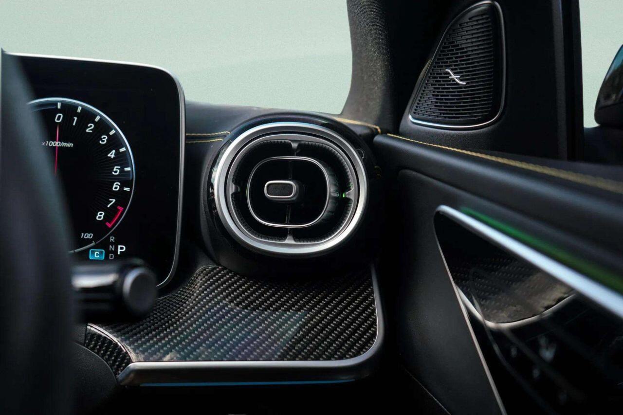 Mercedes-Benz C-Class view 52