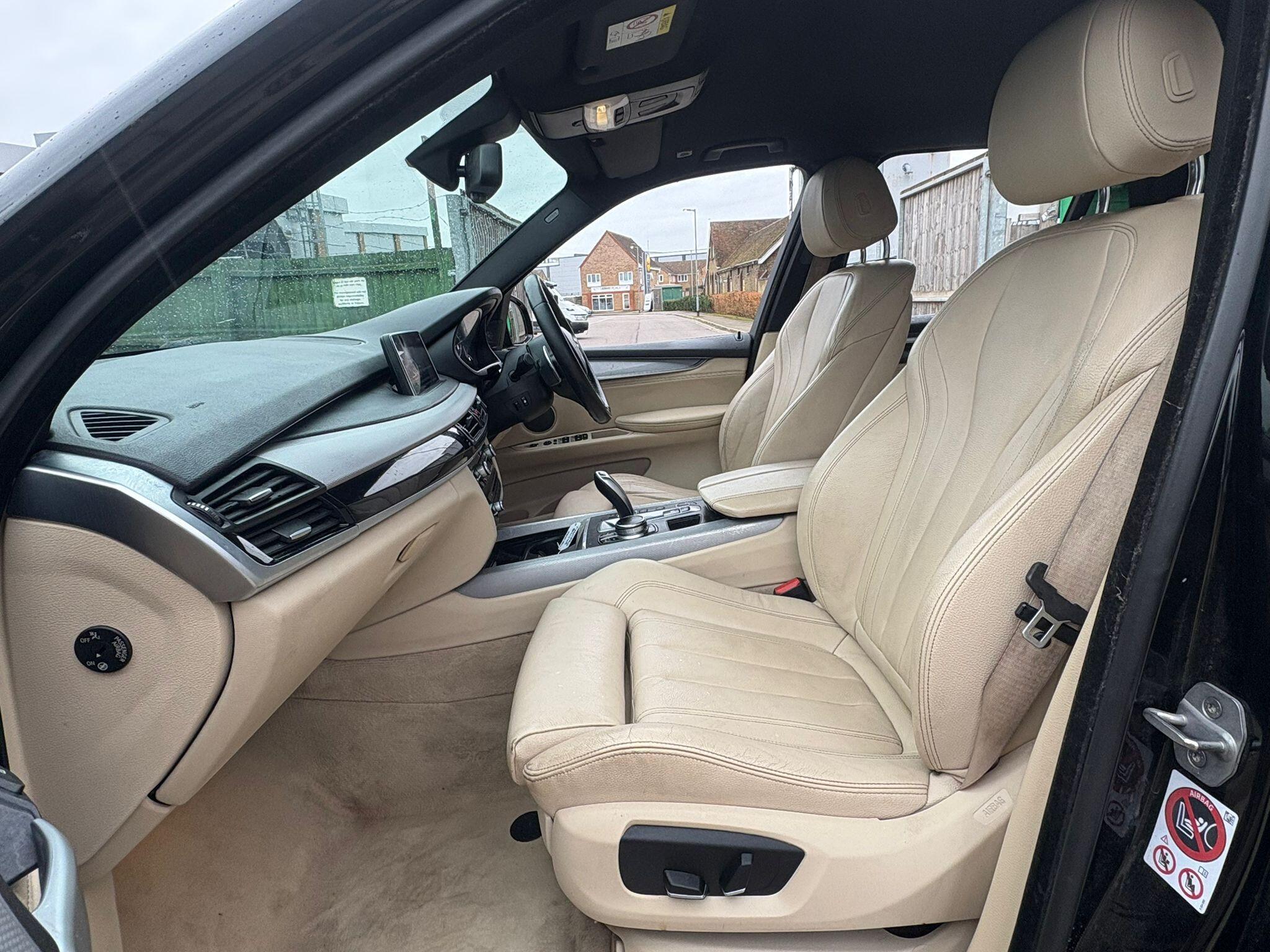 BMW X5 view 23