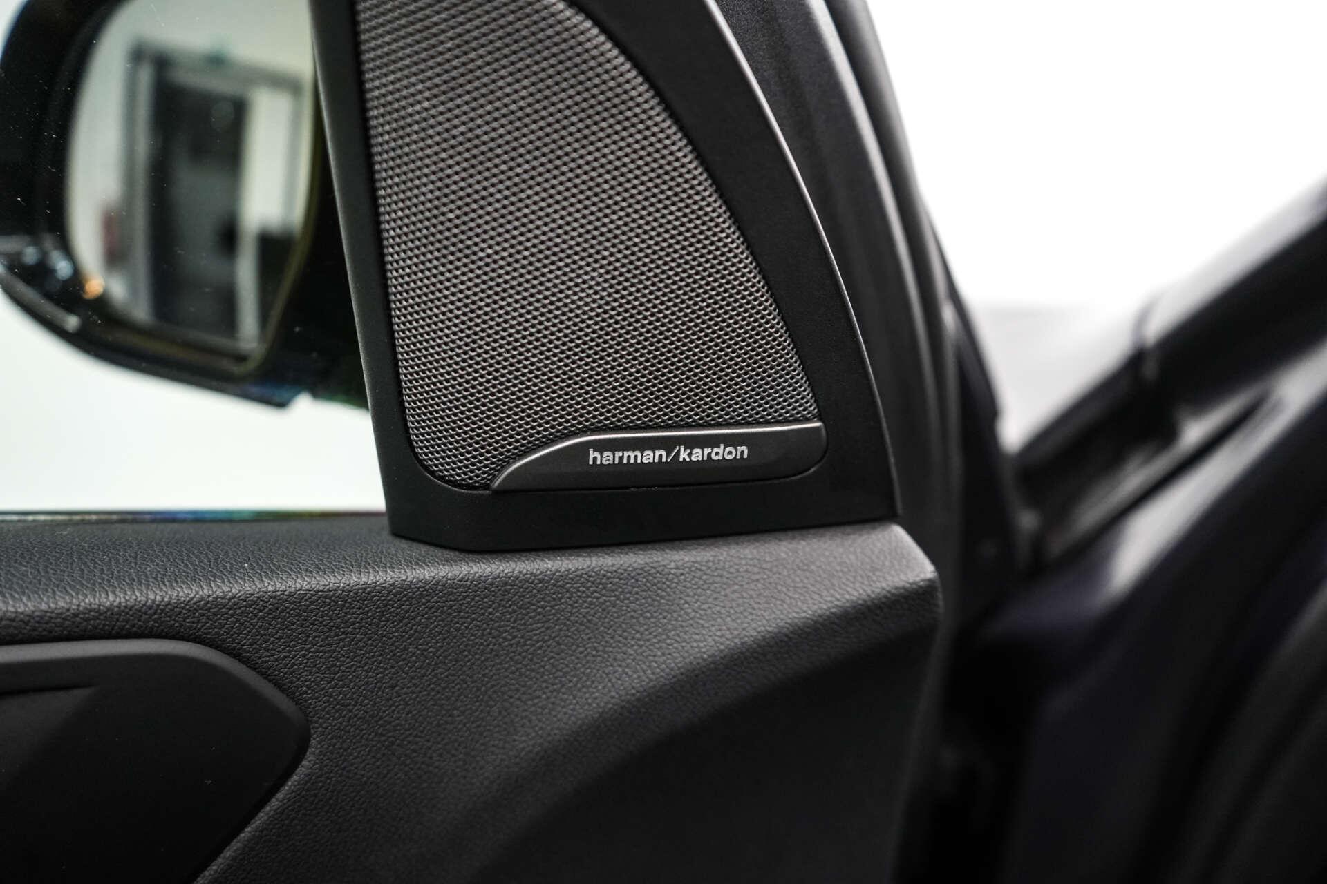BMW X5 view 19