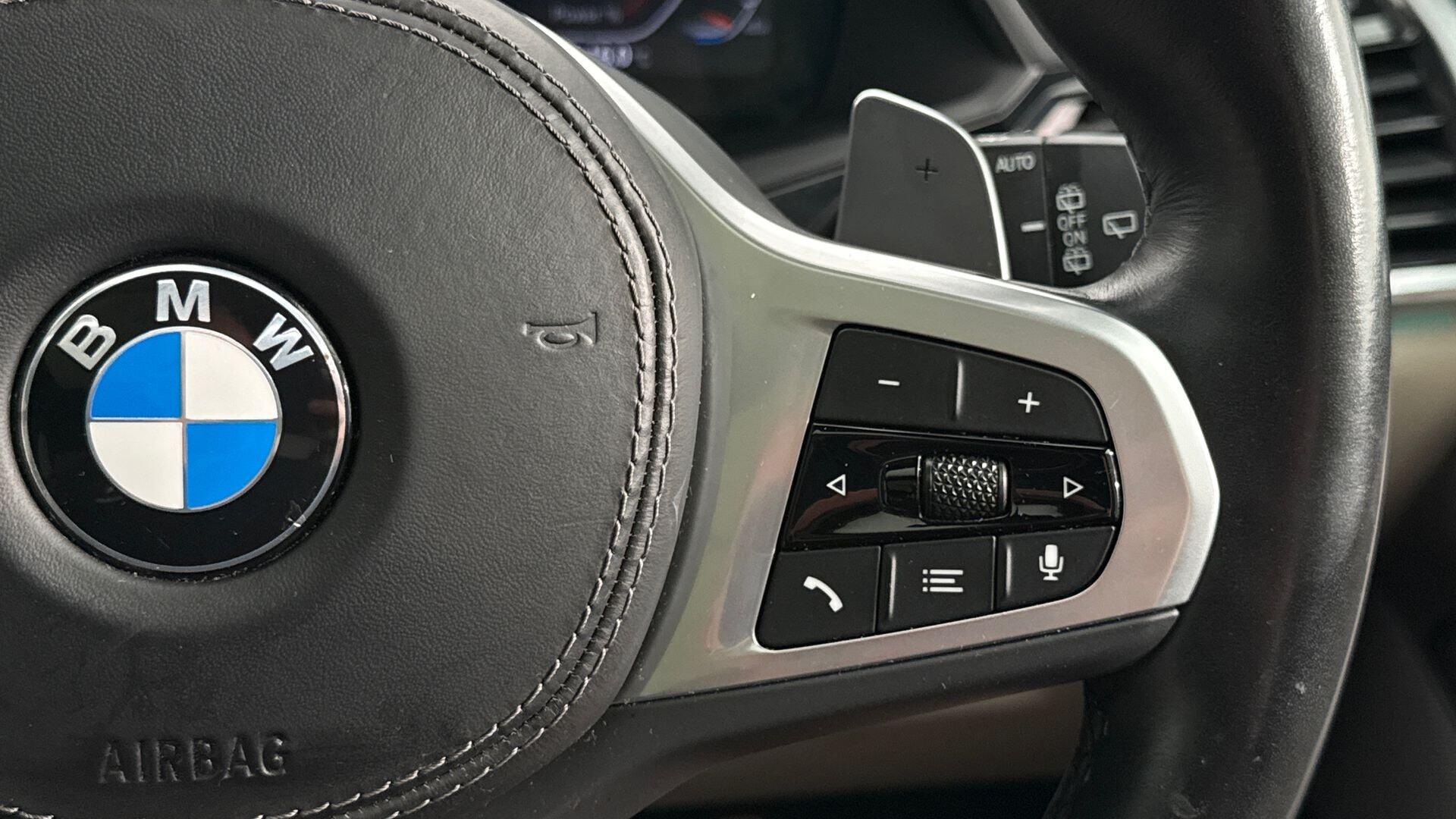 BMW X5 view 18