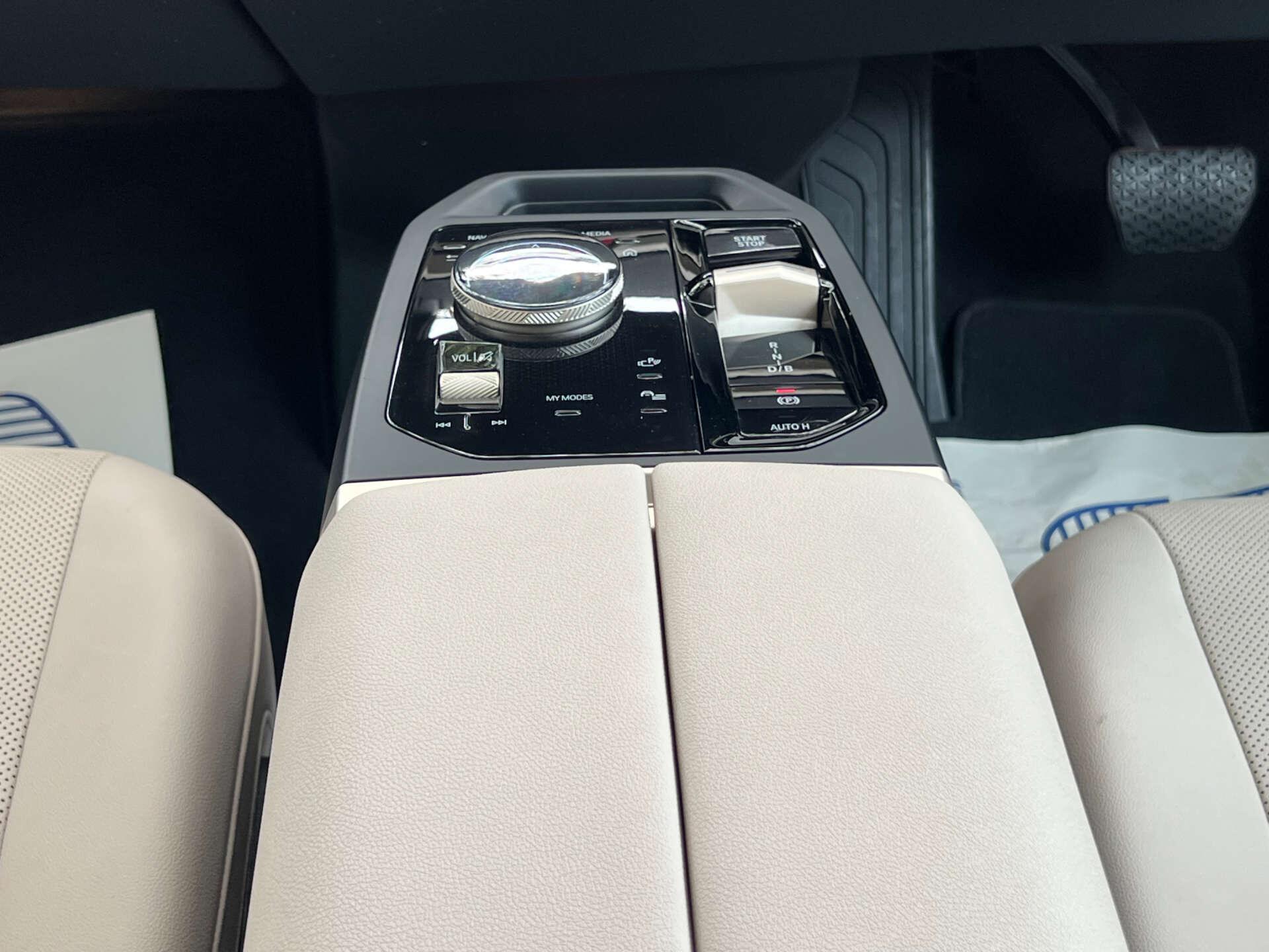BMW iX view 48