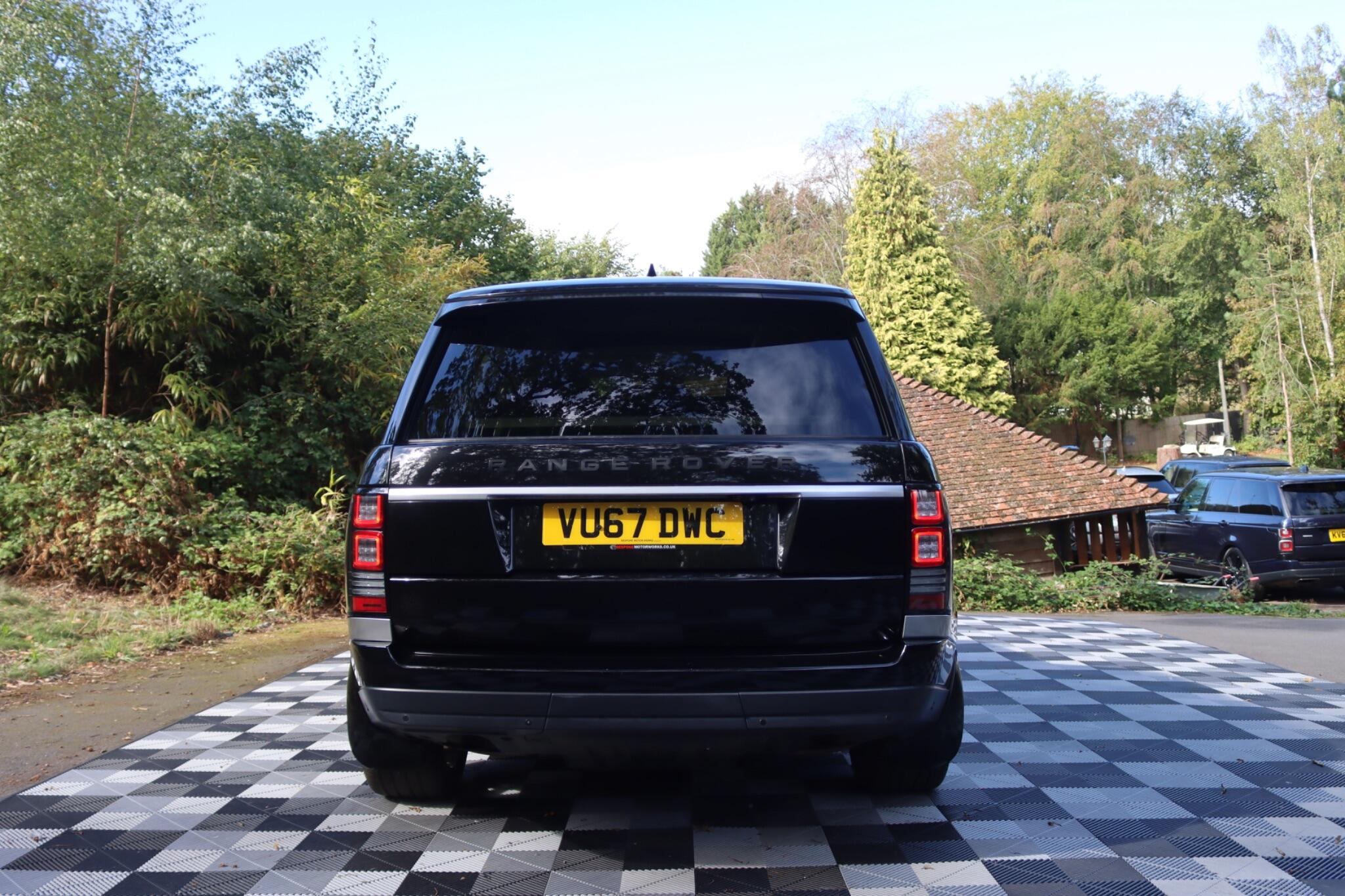 Land Rover Range Rover view 33