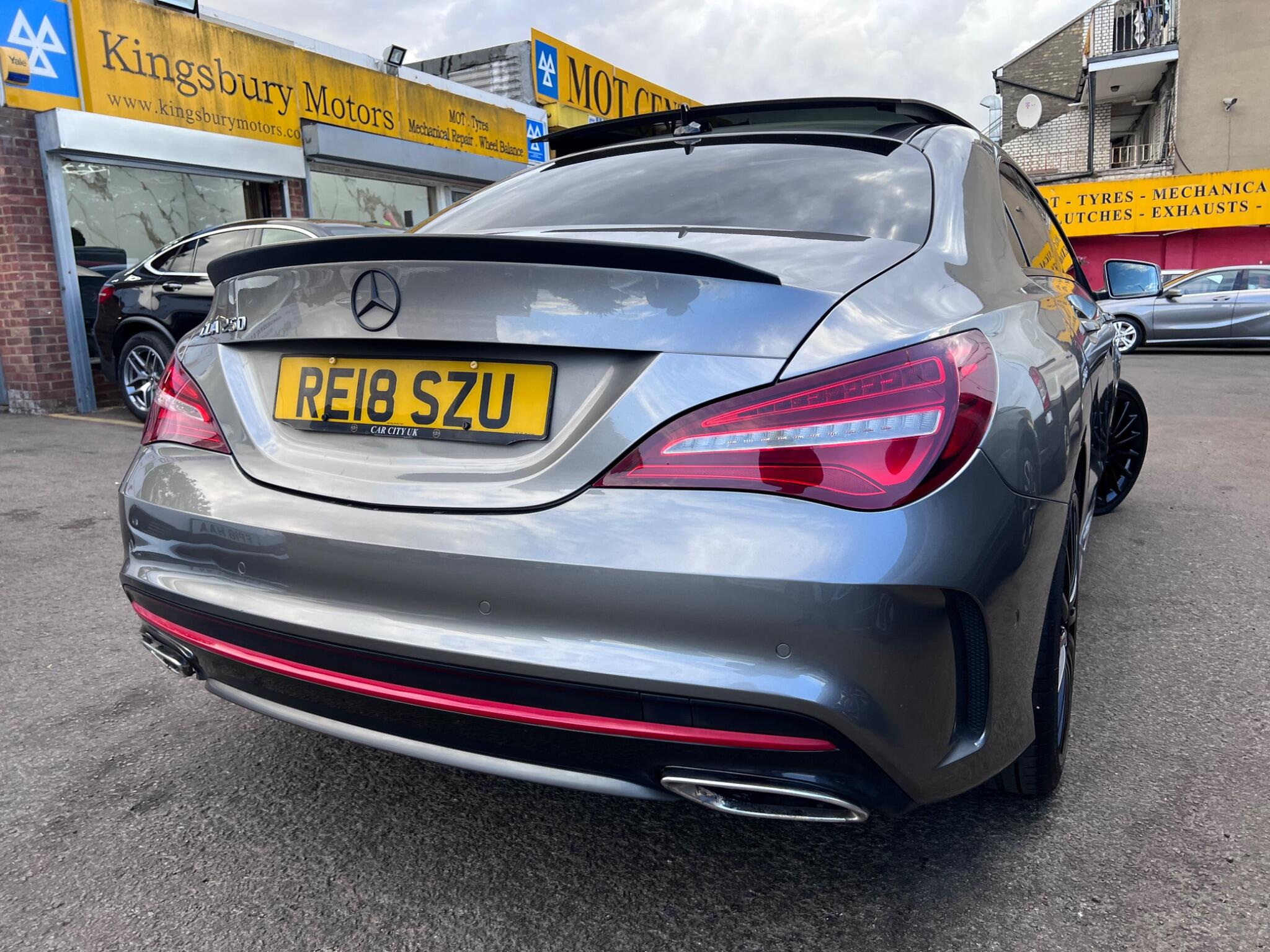 Mercedes-Benz Cla view 9
