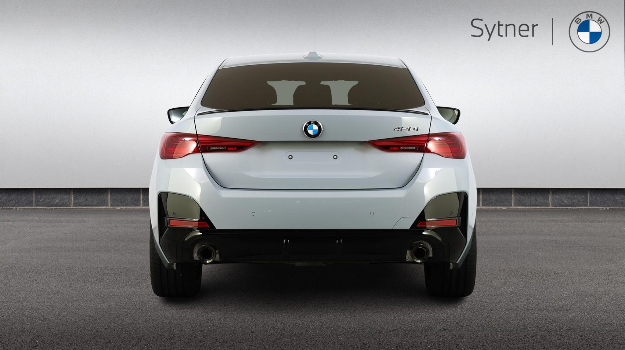 BMW 4 Series view 15