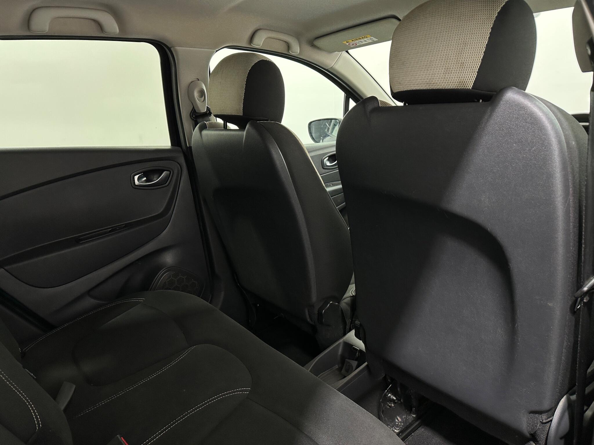 Renault Captur view 38