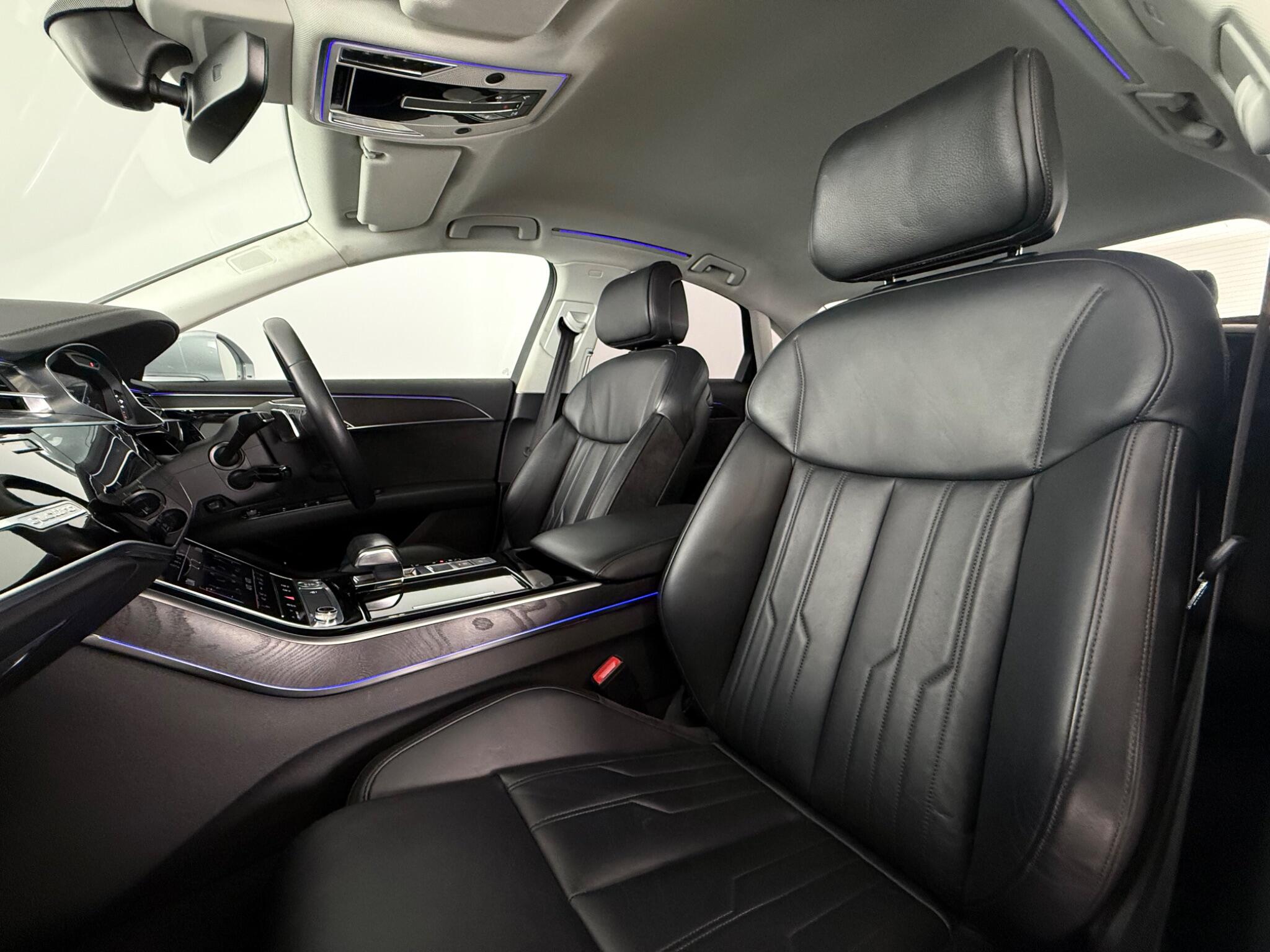 Audi A8 view 33