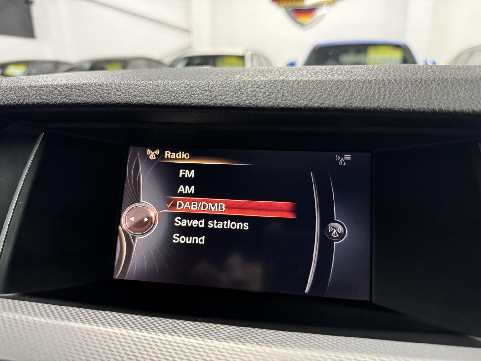 BMW 5 Series view 27