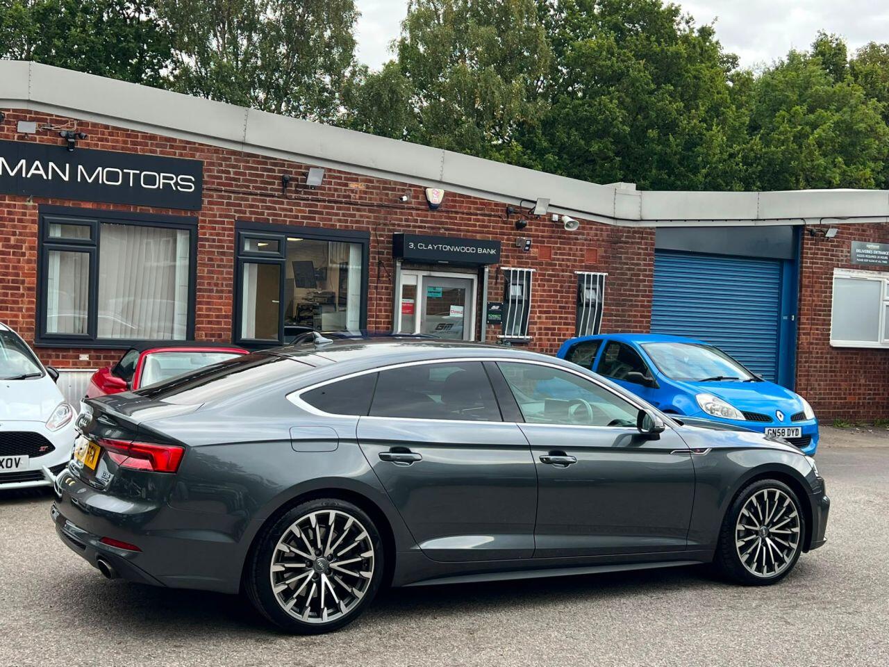 Audi A5 view 9