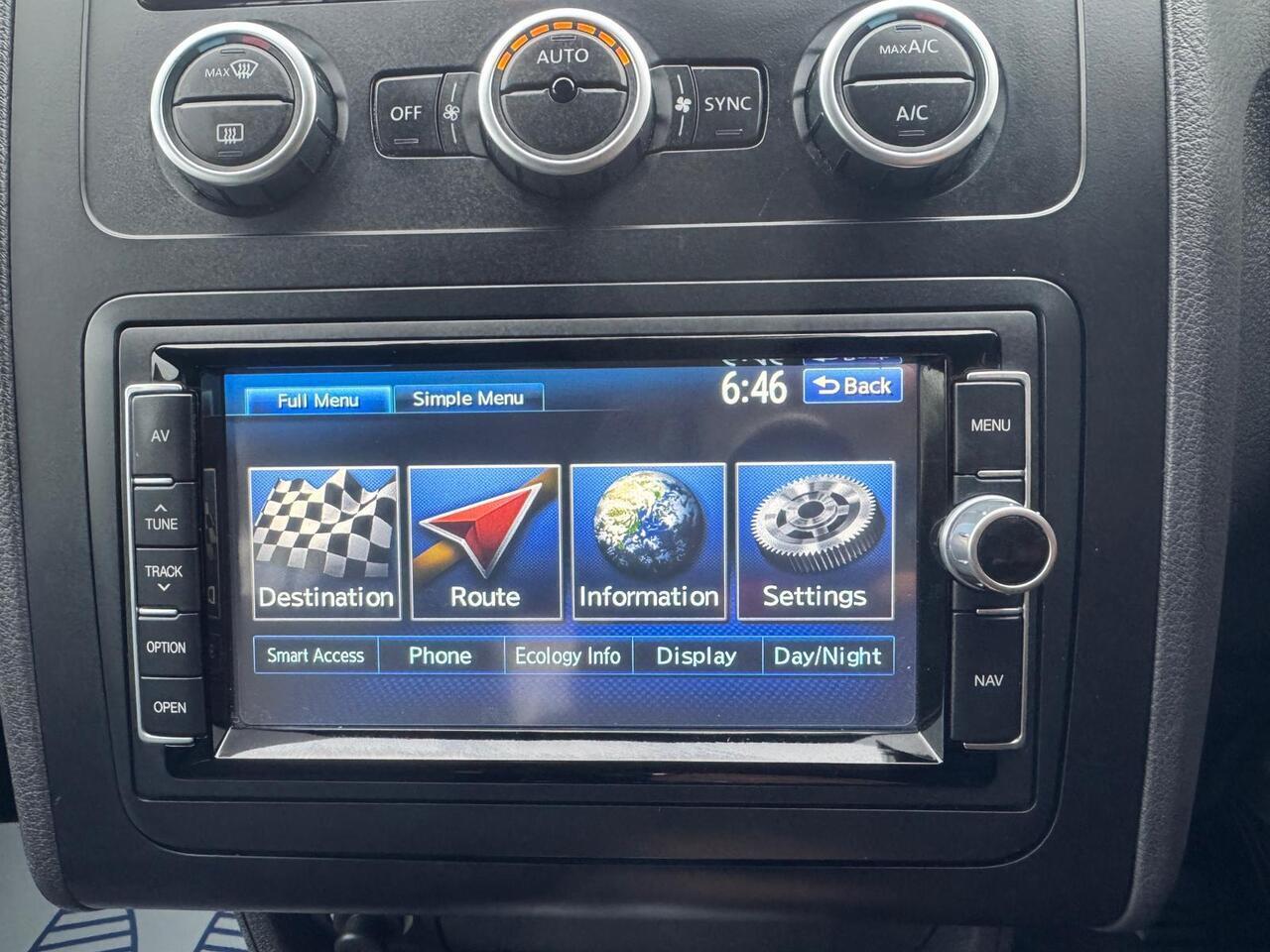 Volkswagen Touran view 18