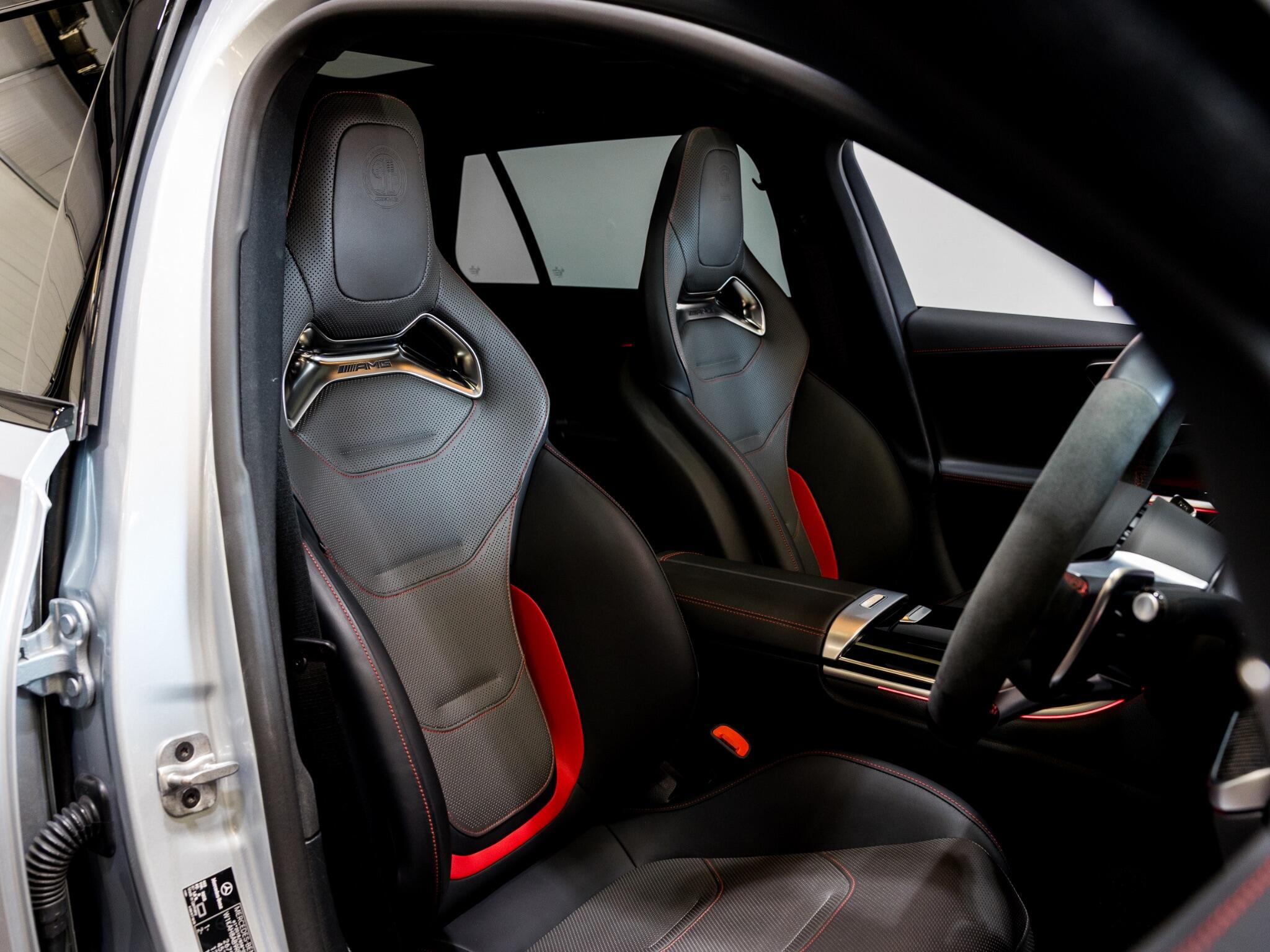 Mercedes-Benz C Class view 2