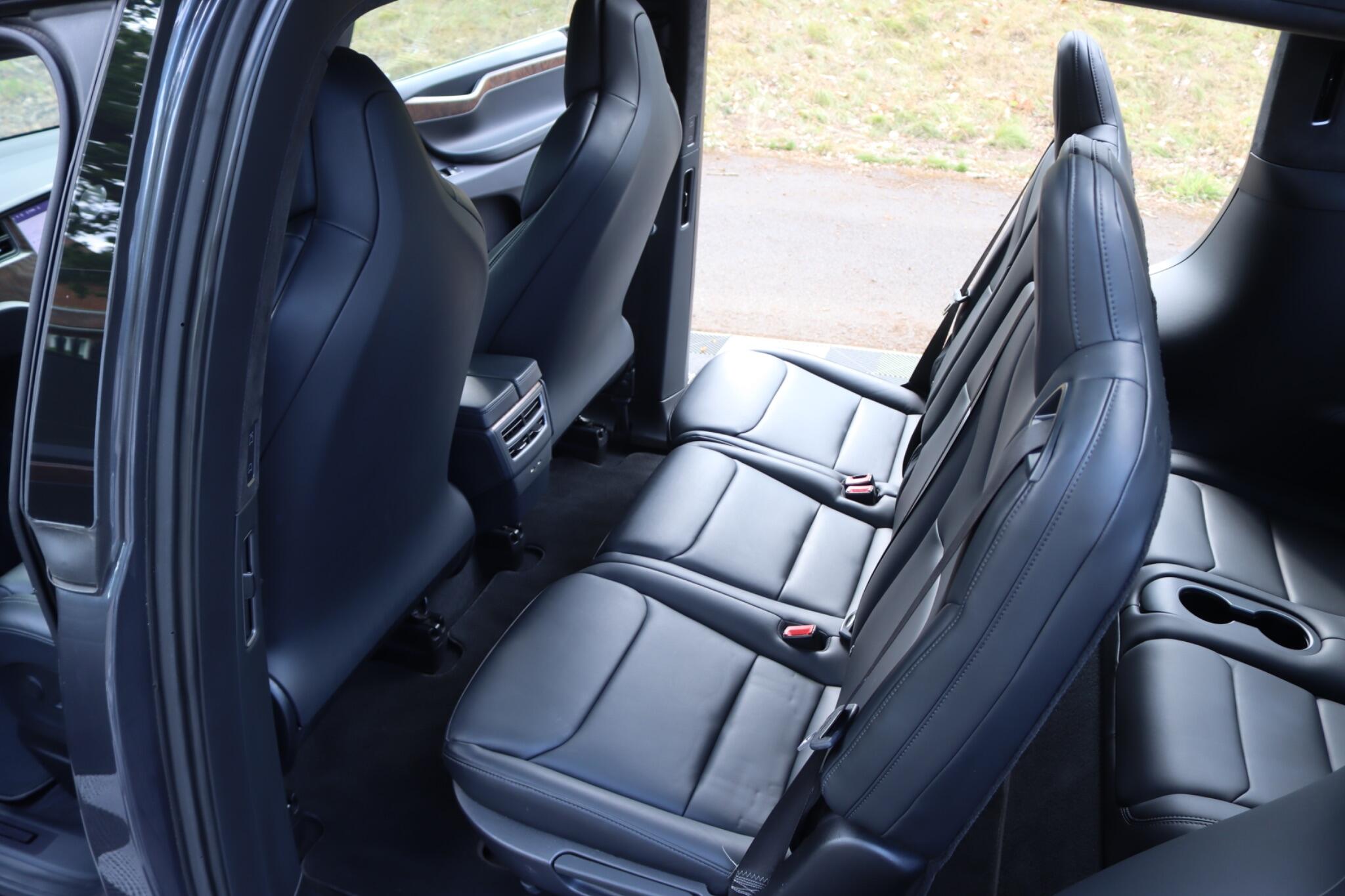 Tesla Model X view 7