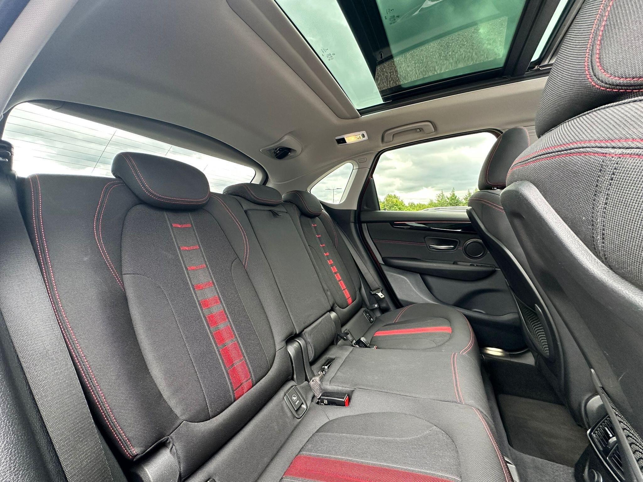 BMW 2 Series view 26