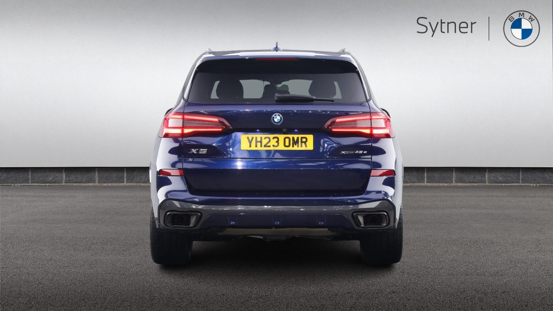 BMW X5 view 15
