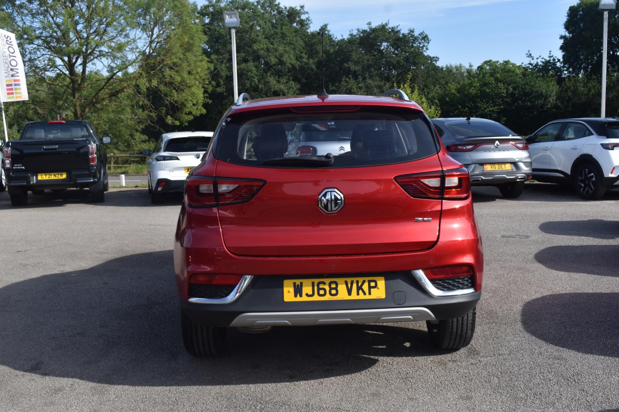 MG ZS - 1.5 VTi-TECH Exclusive Euro 6 (s/s) 5dr - Image 13