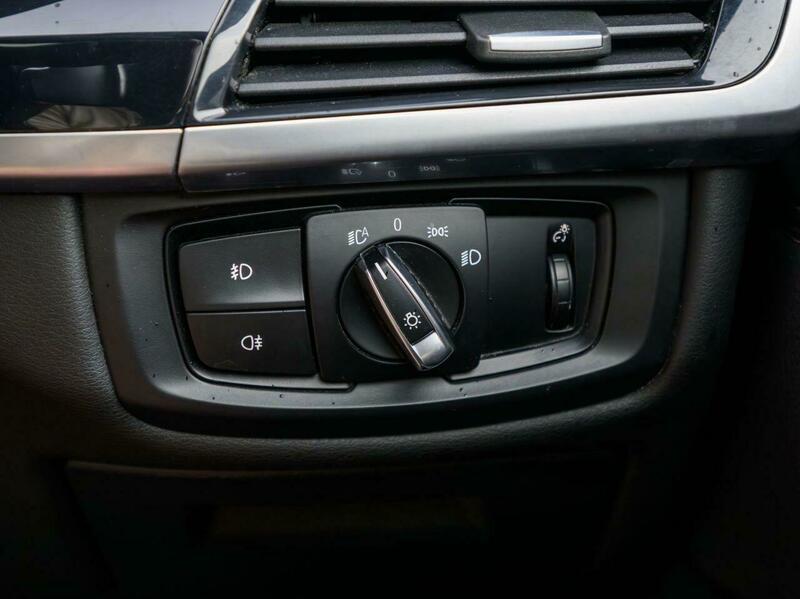 BMW X6 view 30