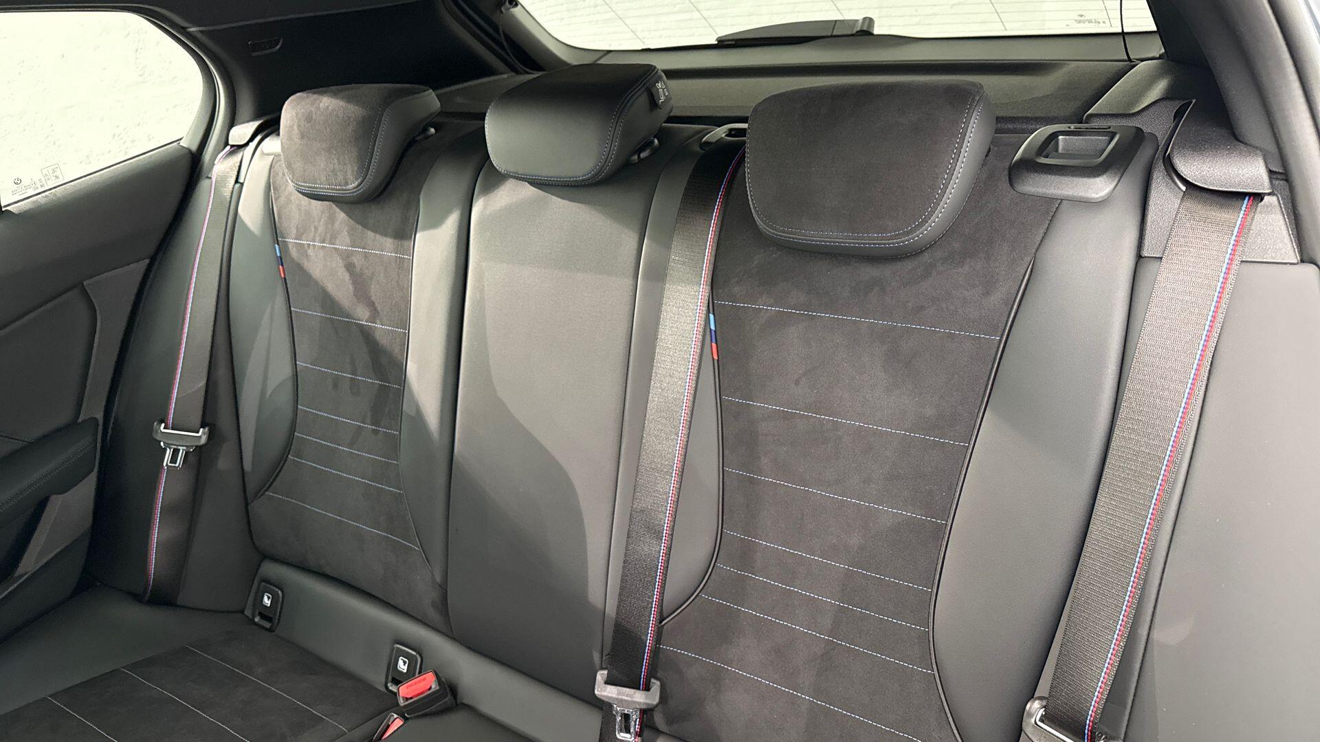 BMW 1 Series view 12