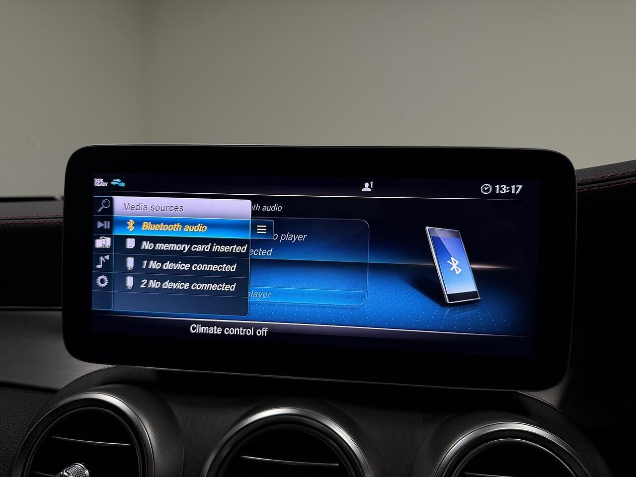 Mercedes-Benz C-Class view 26