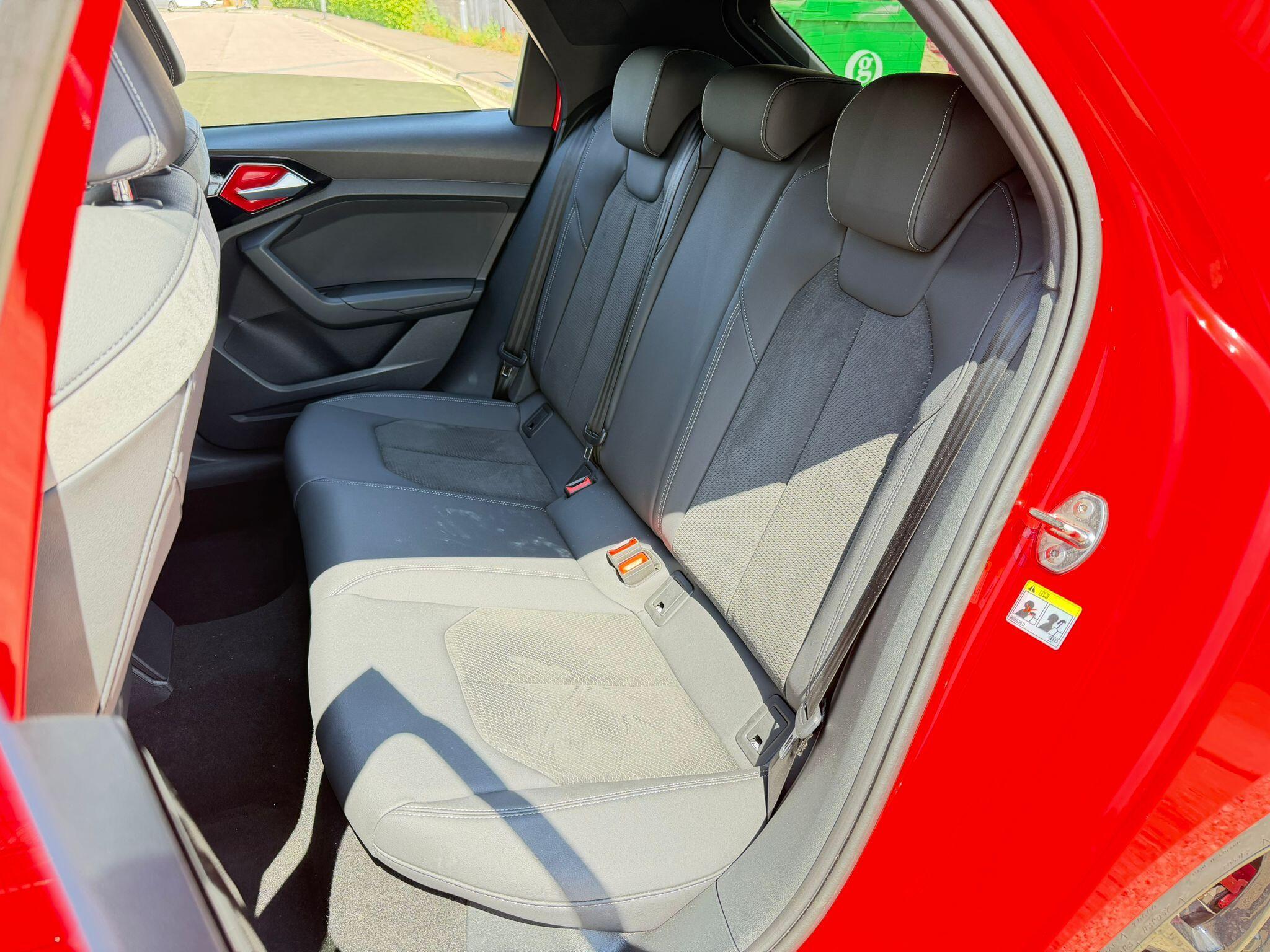 Audi A1 view 16