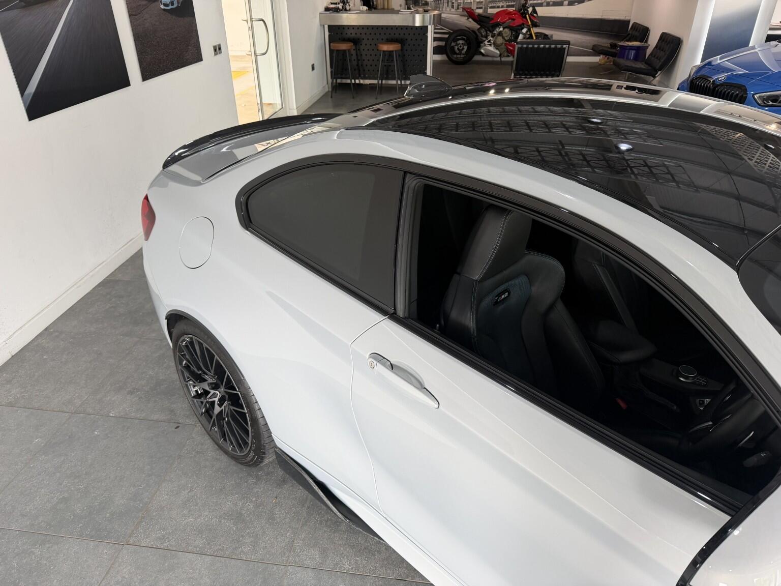BMW M2 view 5