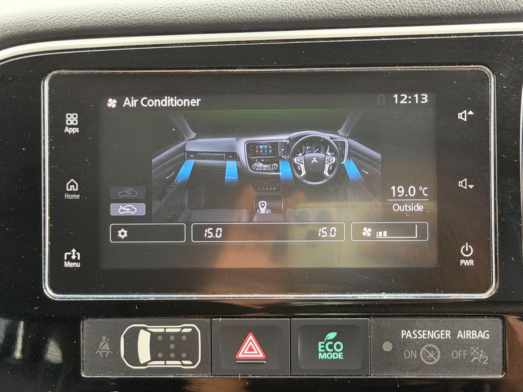 Mitsubishi Outlander view 49