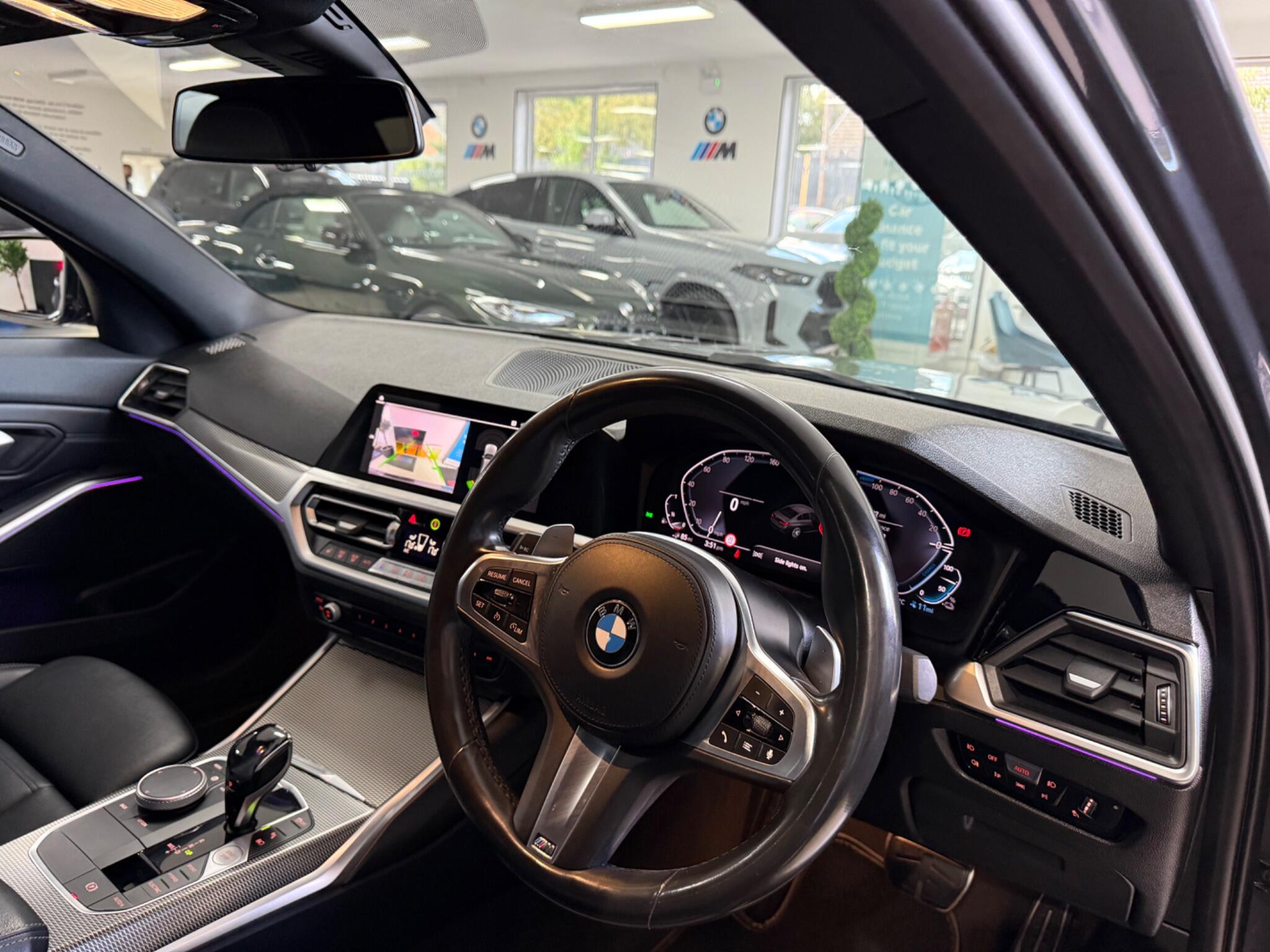 BMW 3 Series view 29