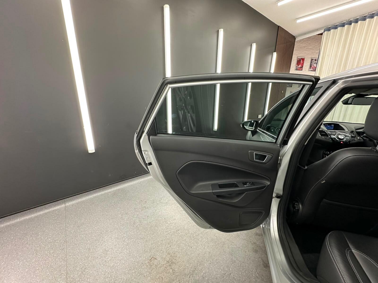 Ford Fiesta view 15