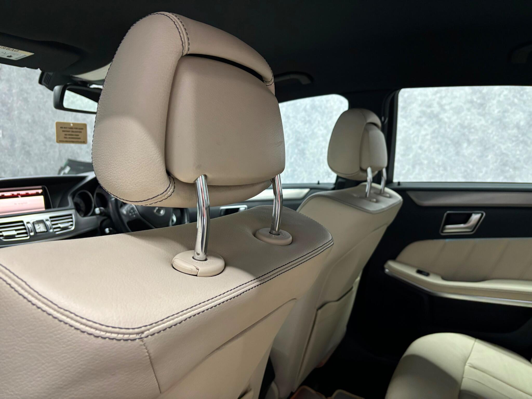 Mercedes-Benz E Class view 8
