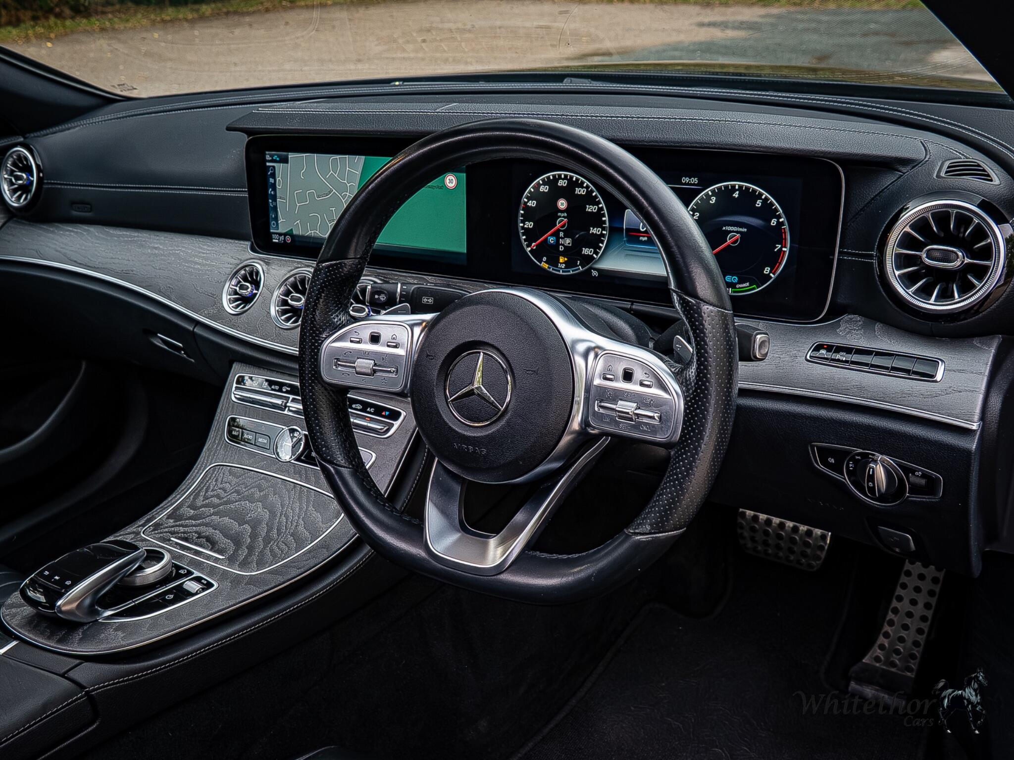 Mercedes-Benz CLS view 8