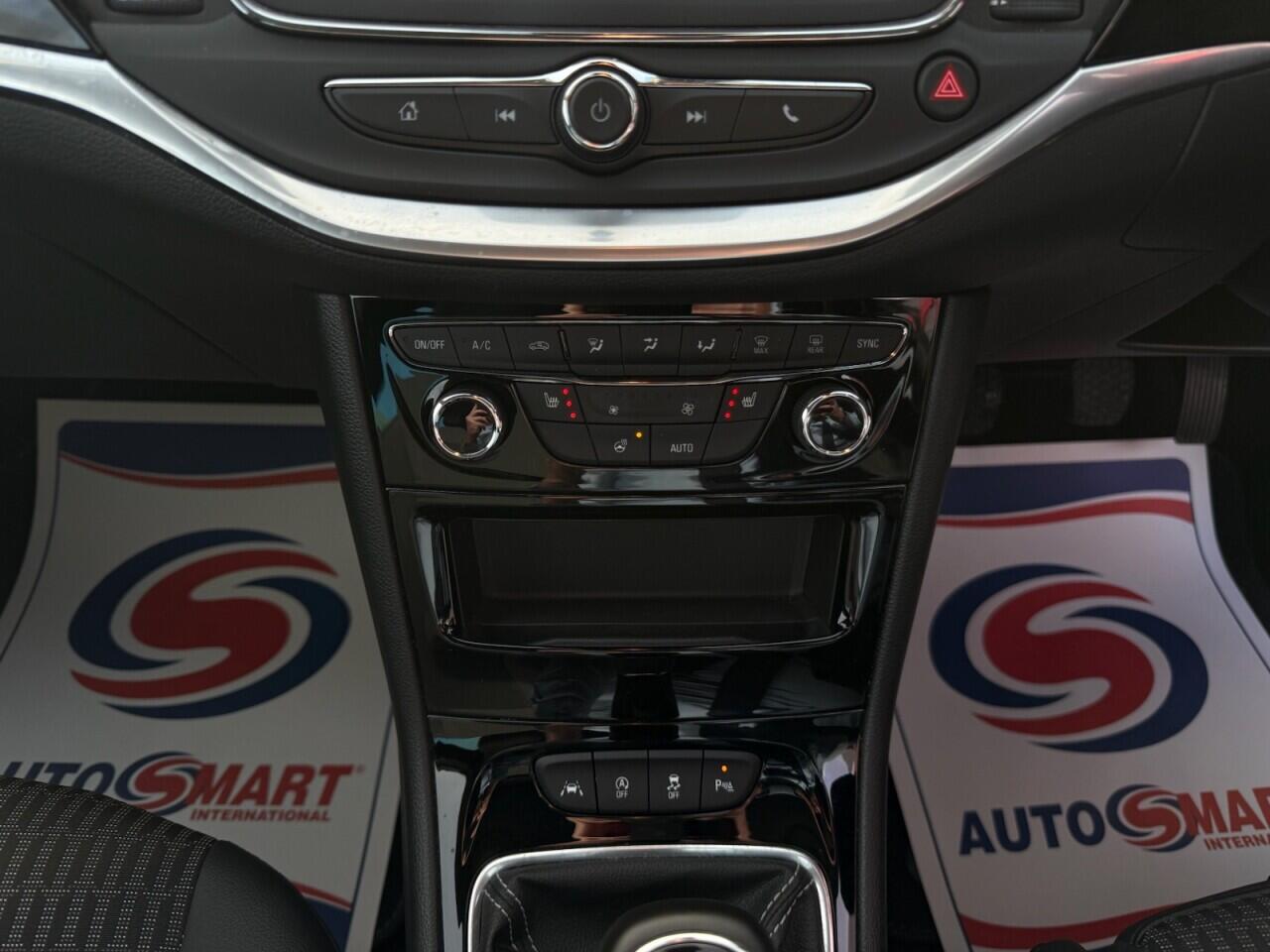 Vauxhall Astra view 44
