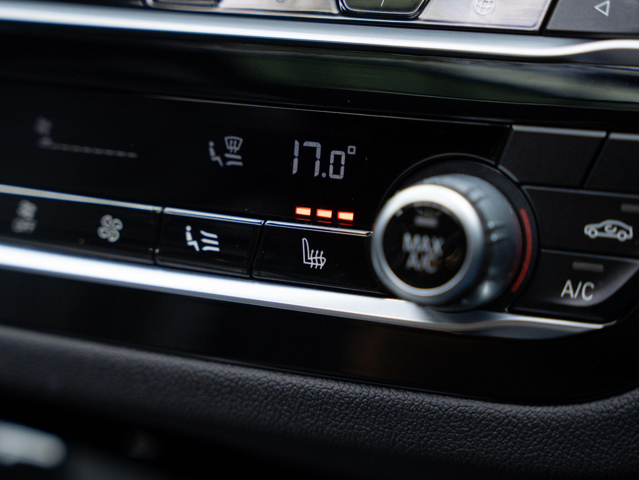 BMW X3 M view 12