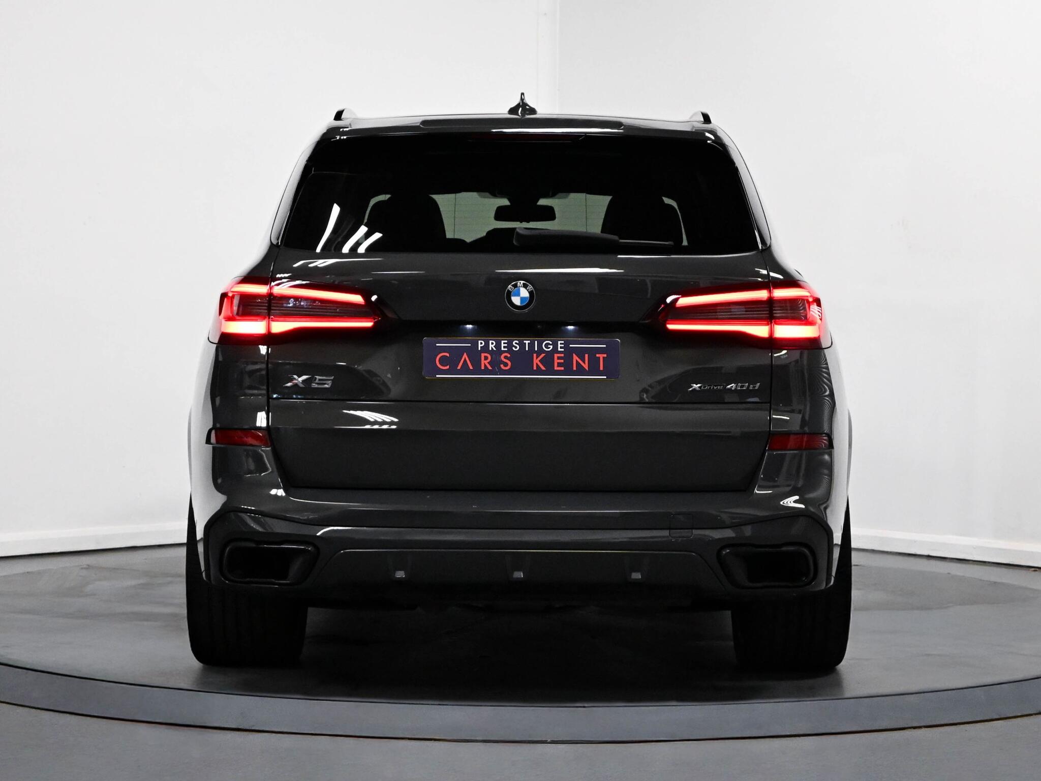 BMW X5 view 27