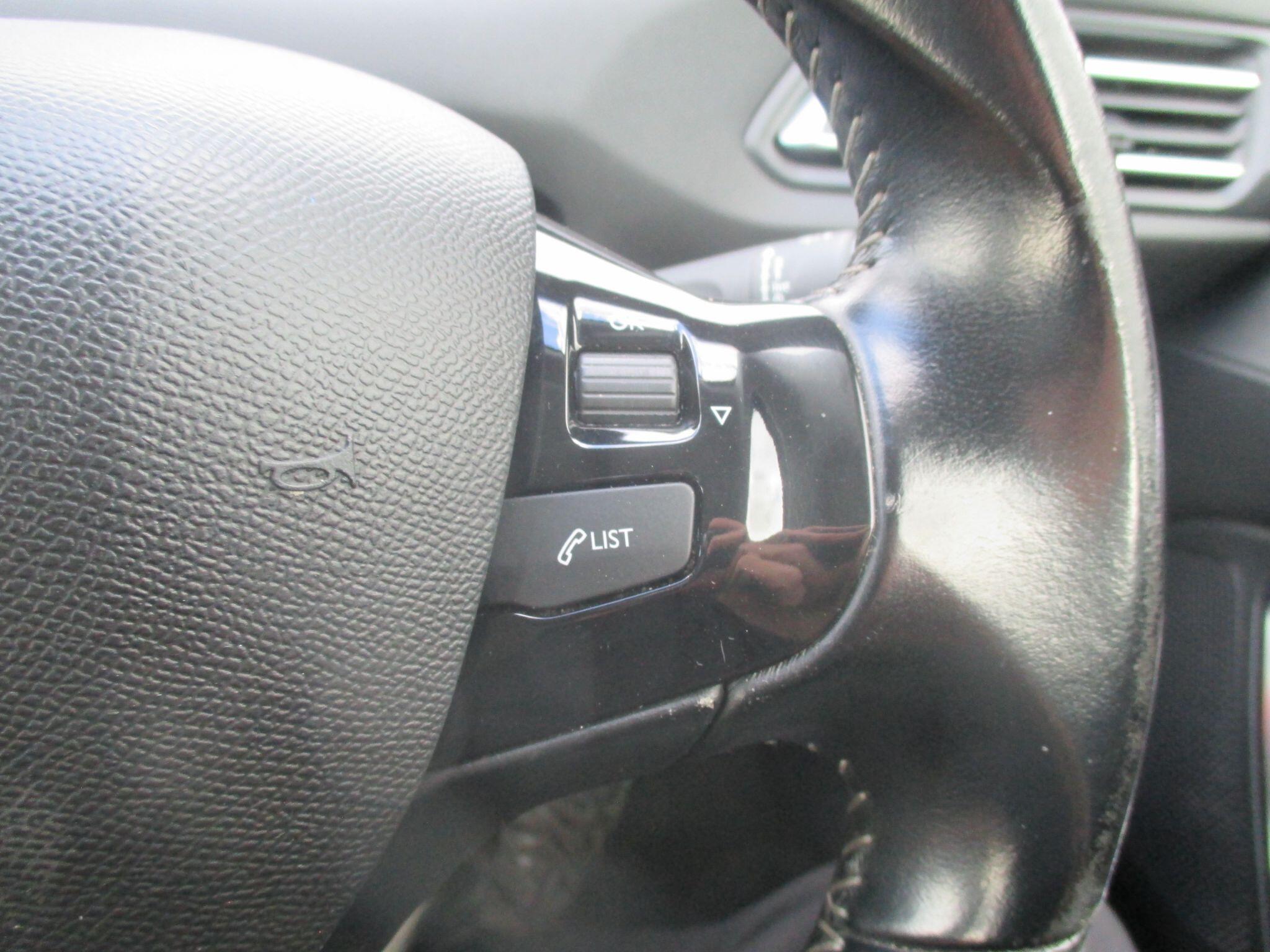 Peugeot 308 SW view 30