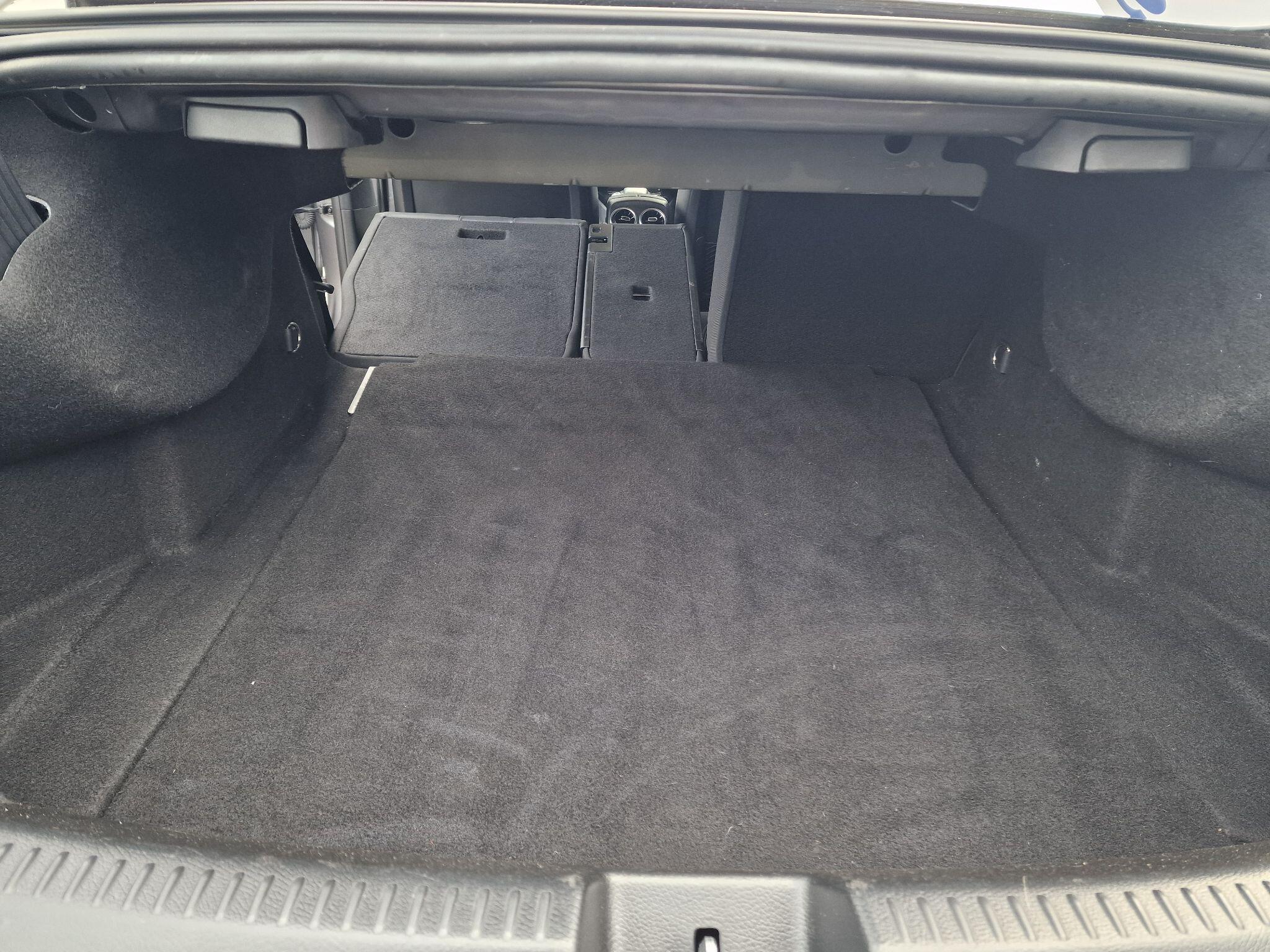Mercedes-Benz CLA view 50