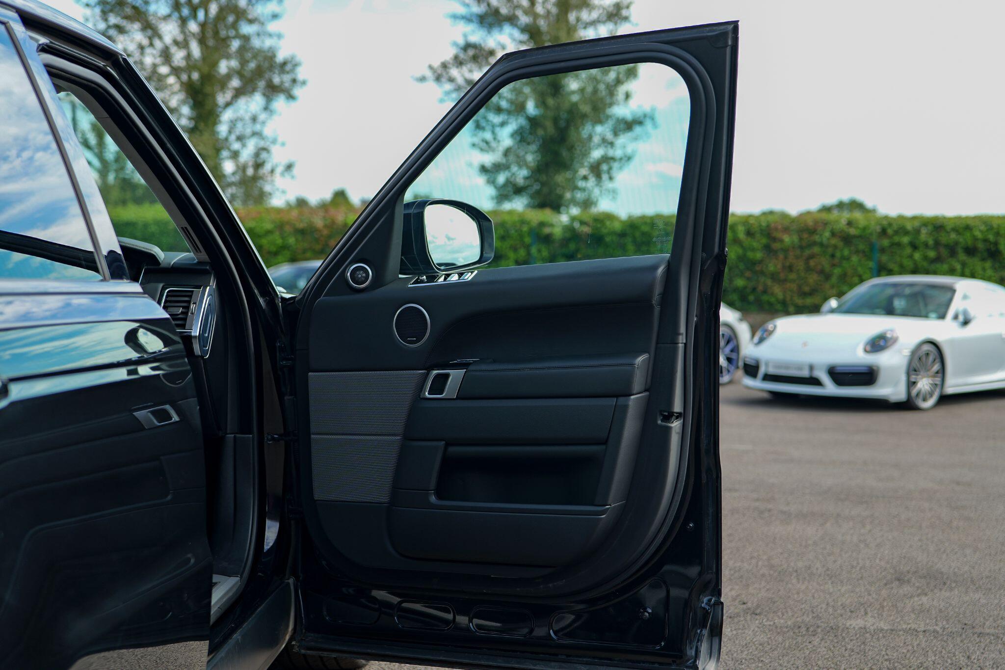 Land Rover Range Rover Sport view 26