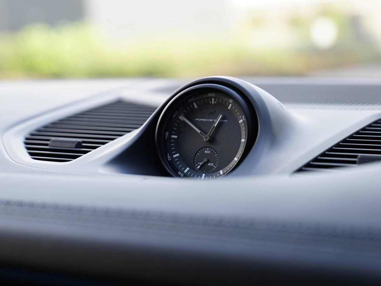 Porsche Cayenne view 5