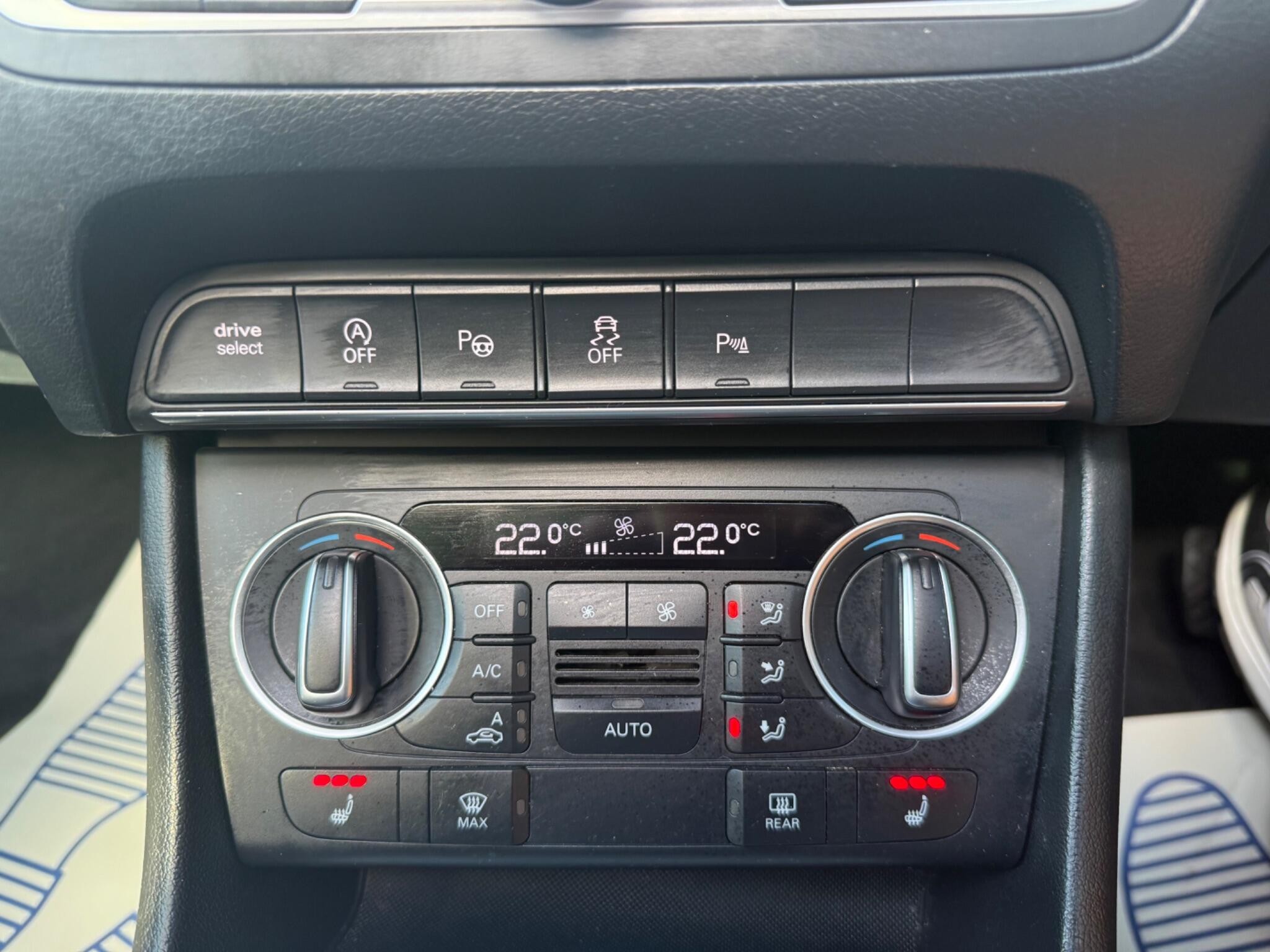 2017 Audi Q3 image 24