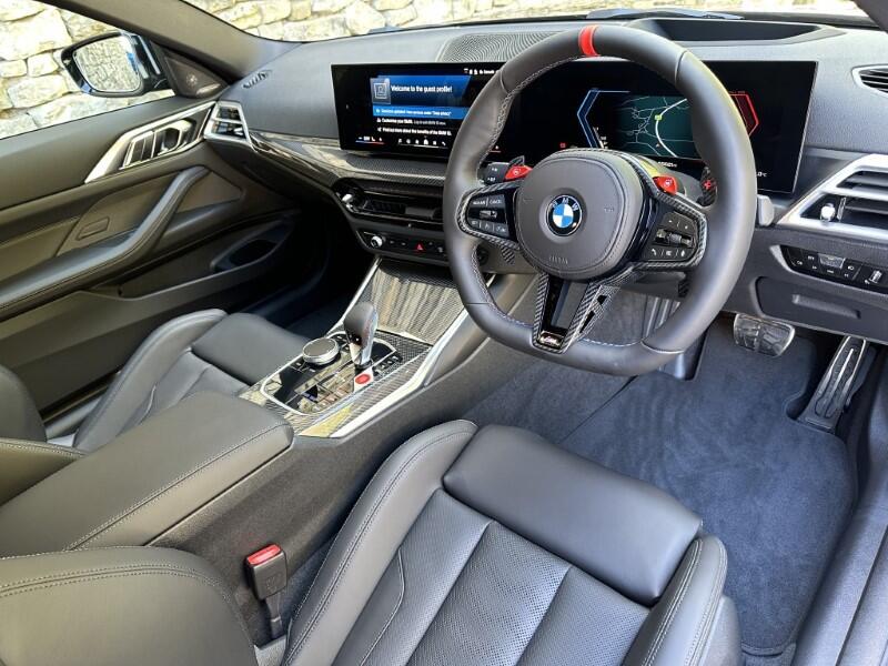 BMW M4 view 6