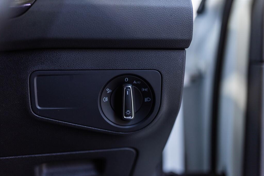 Volkswagen Tiguan view 30