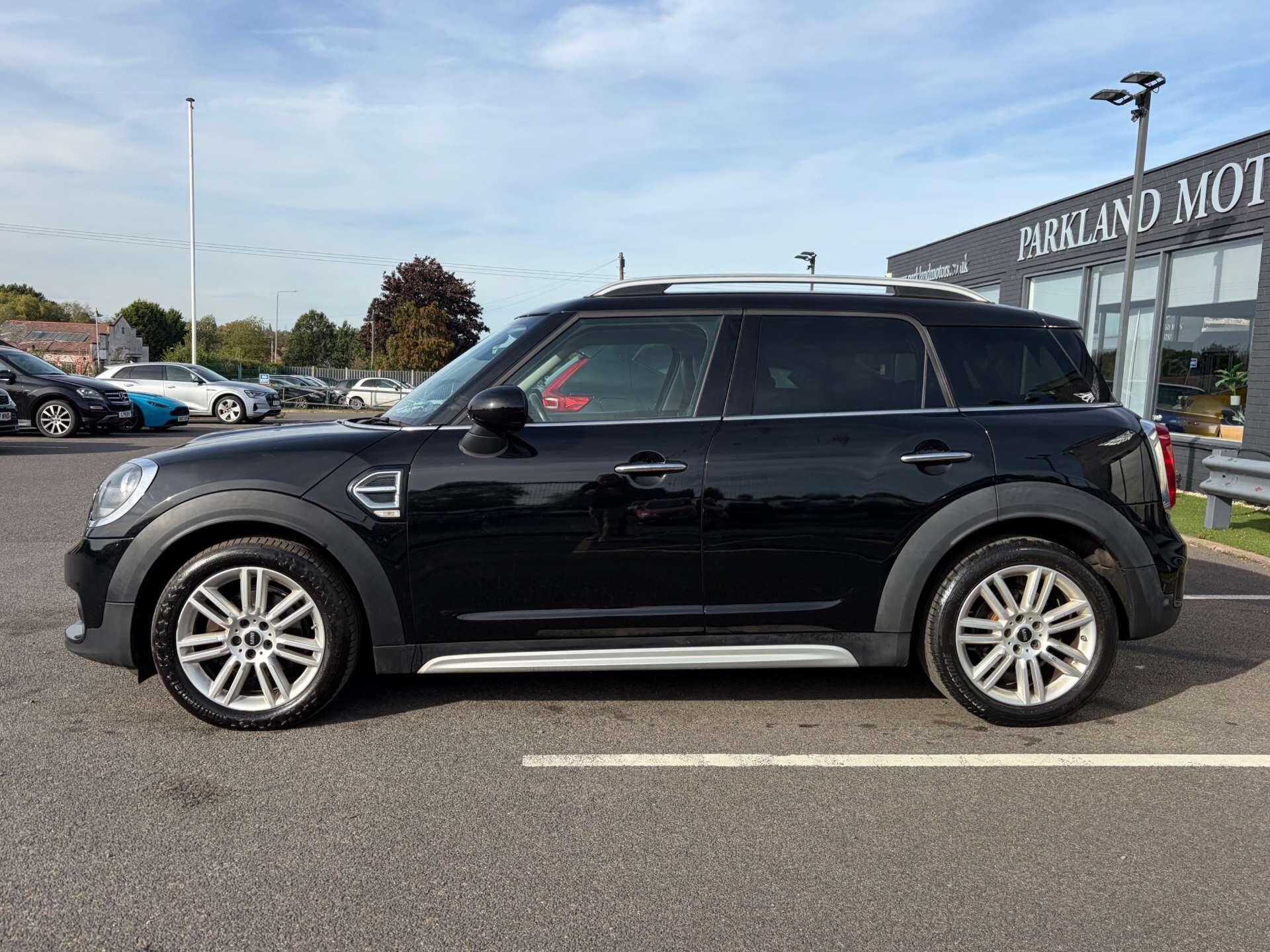 Mini Countryman view 5