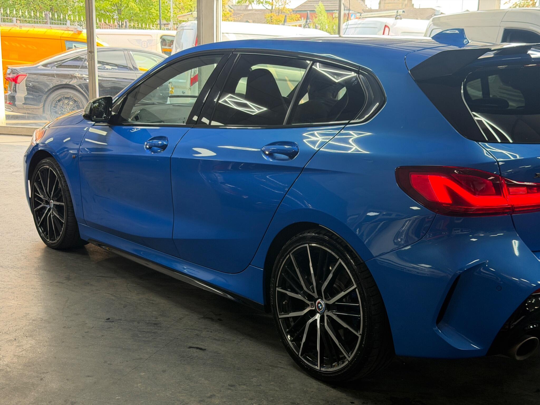 BMW 1 Series view 54