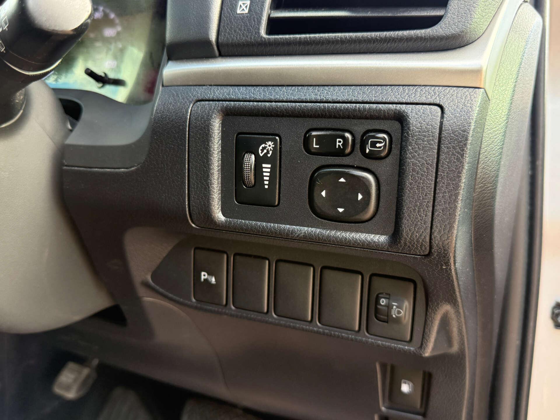 Lexus CT view 41
